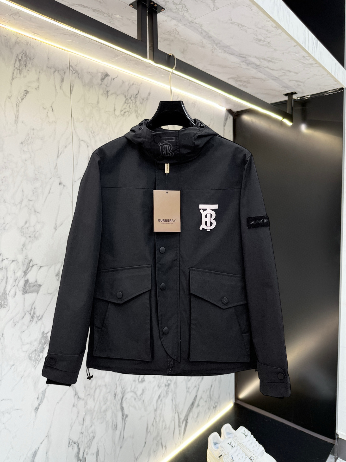 Burberry Jacket 03736
