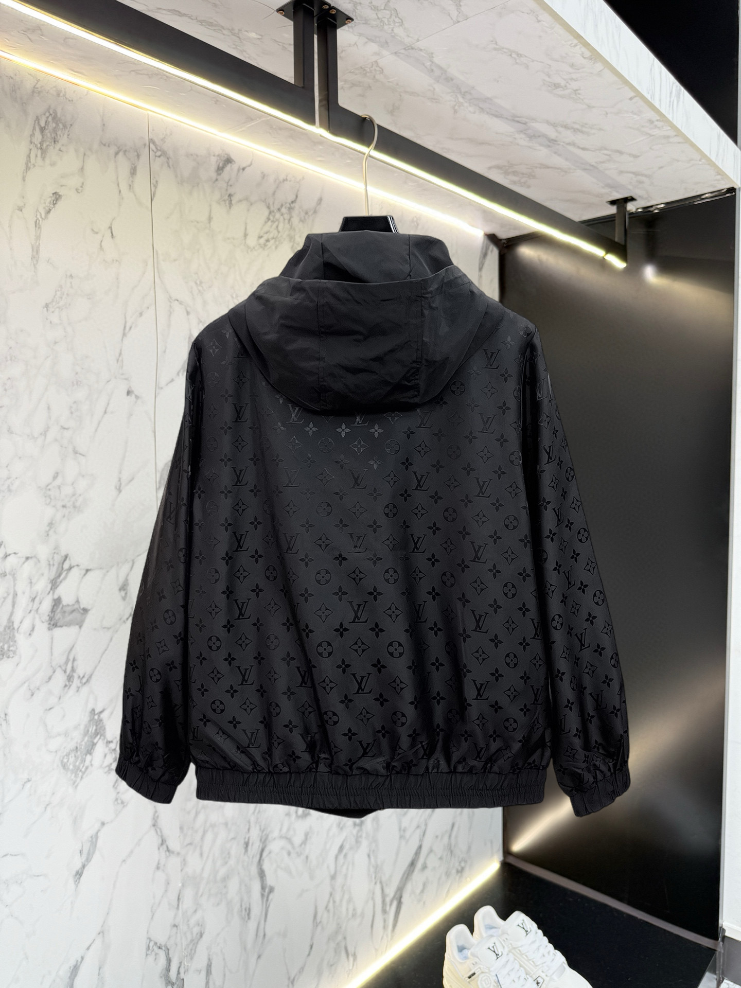 Alternative view of Louis Vuitton Jacket 03727