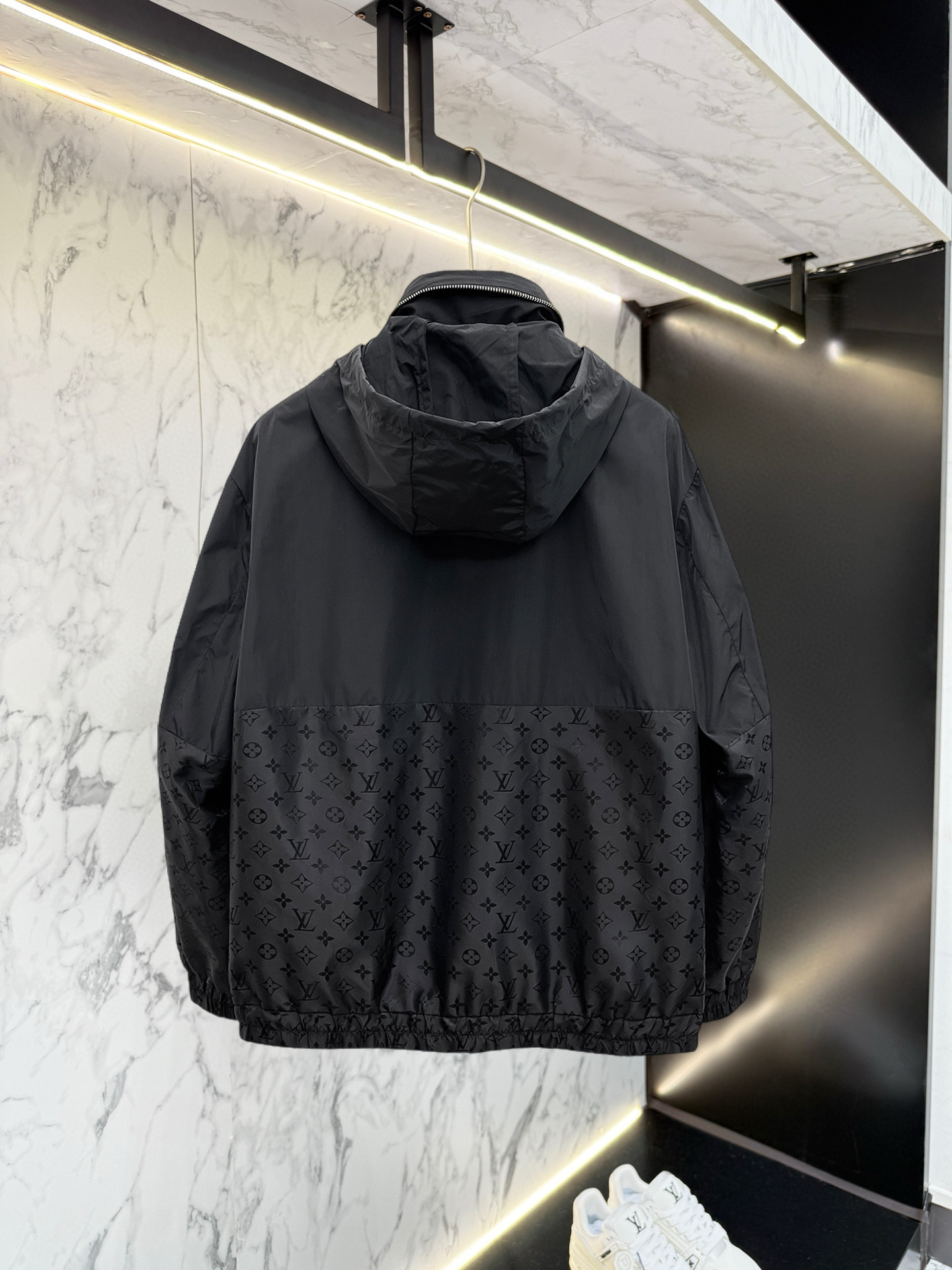 Alternative view of Louis Vuitton Jacket 03719