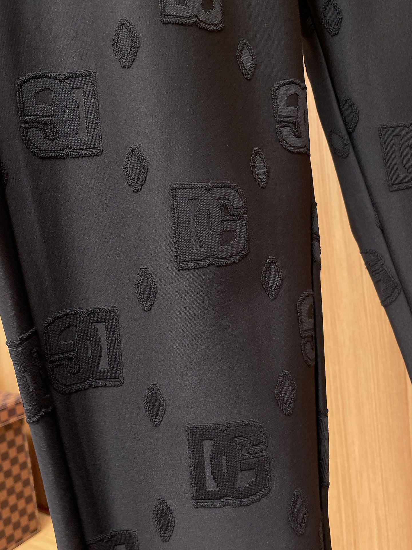 Pantalón de chándal Dolce & Gabbana con logo, colección 2025, máxima comodidad 9 i1756548076635 307 0 7