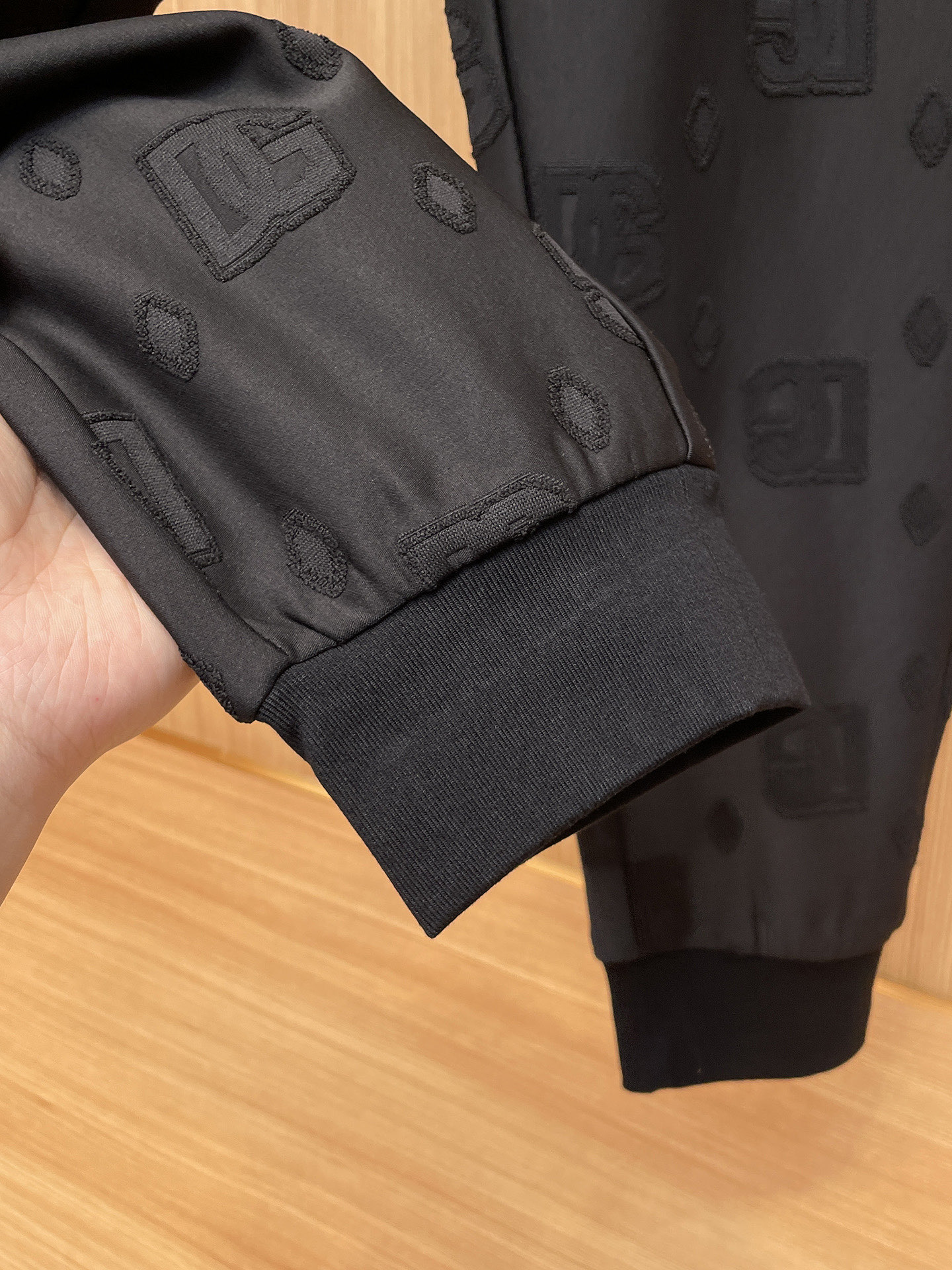 Pantalón de chándal Dolce & Gabbana con logo, colección 2025, máxima comodidad 10 i1756548077504 4792 0 8