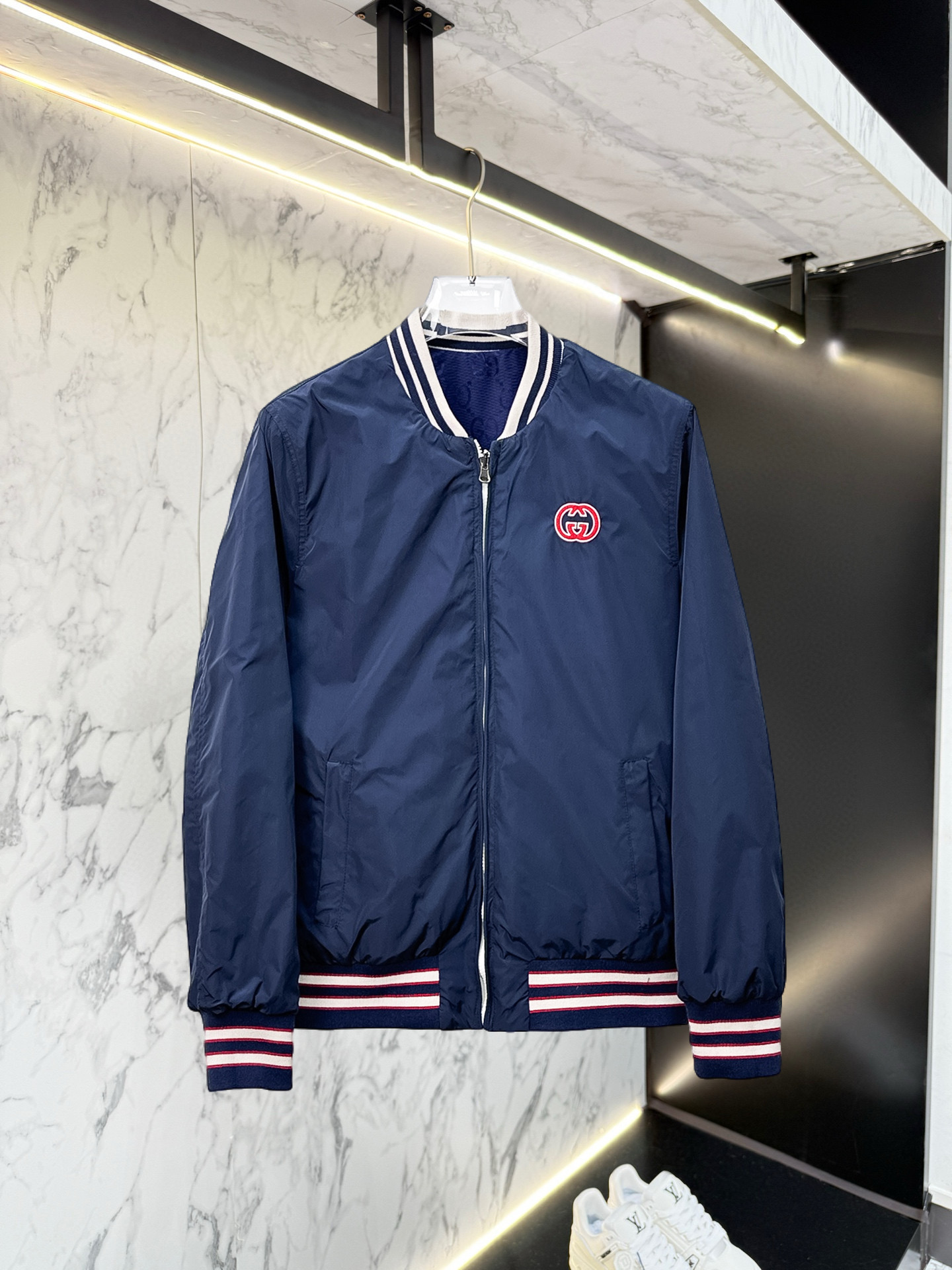 Alternative view of Jacket 03696