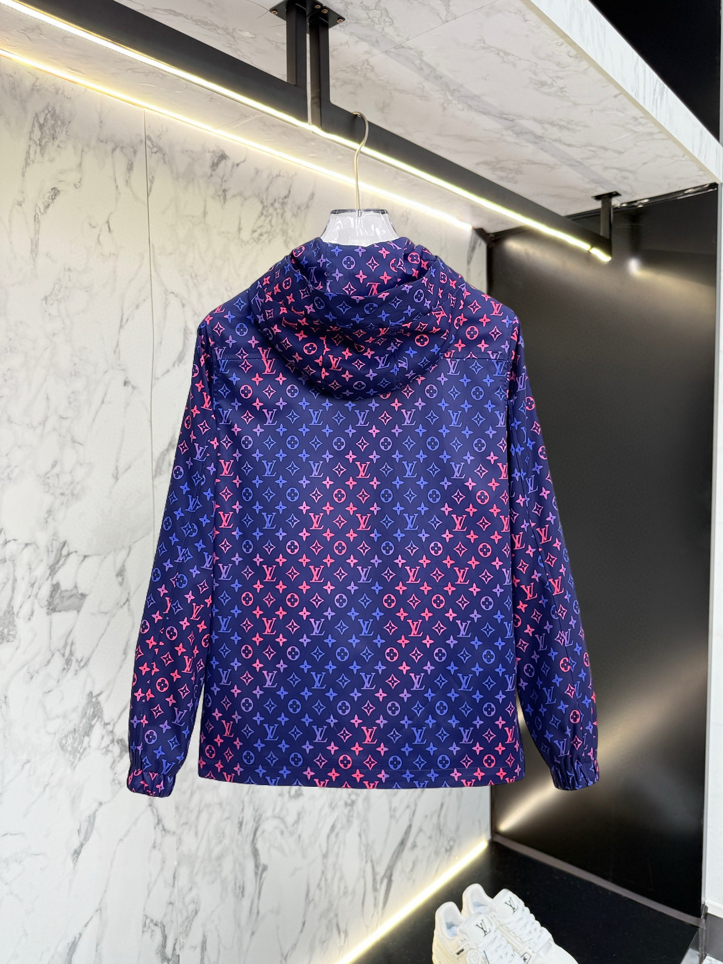Alternative view of Louis Vuitton Jacket 03695
