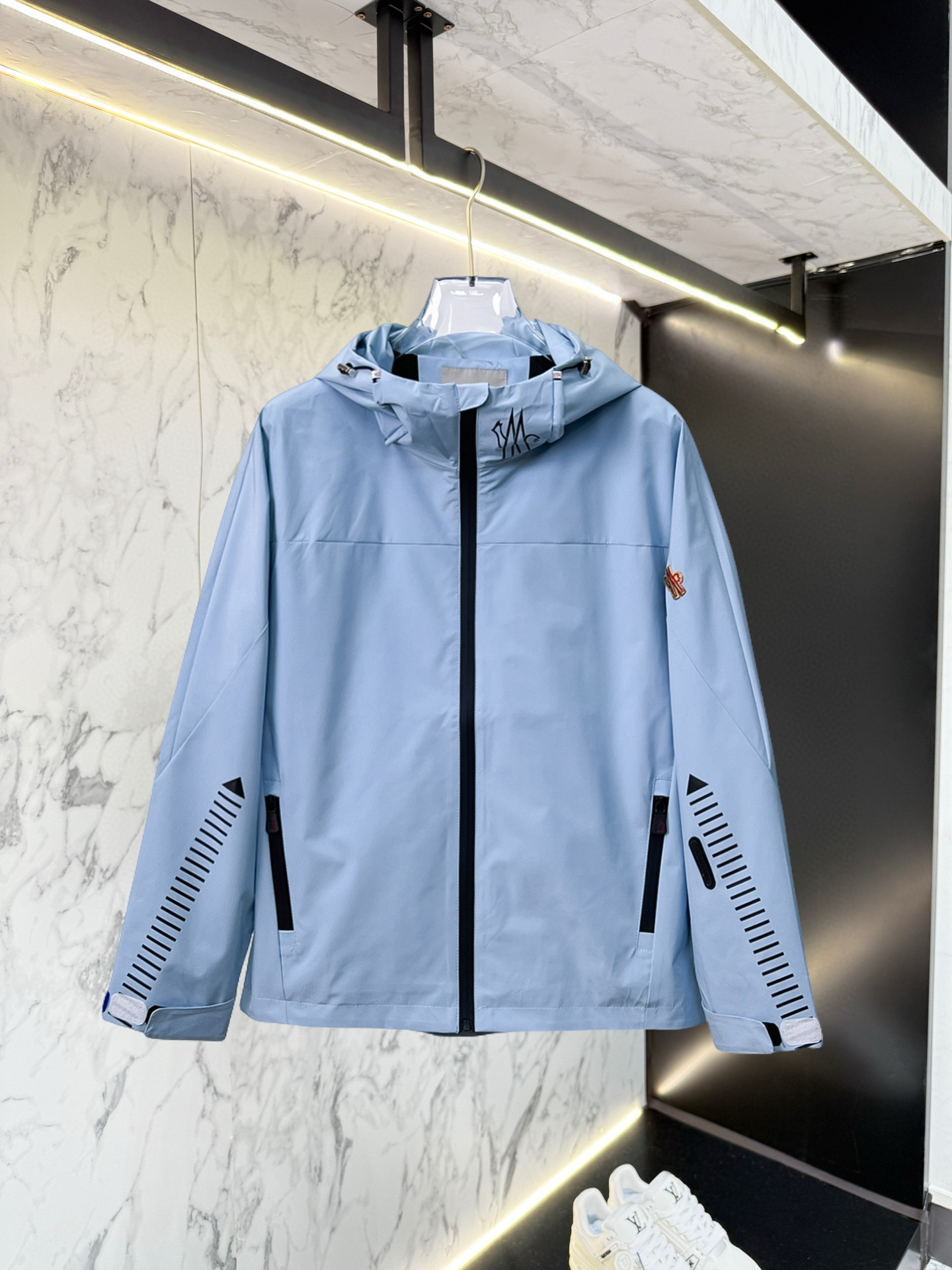 Moncler Jacket 03691