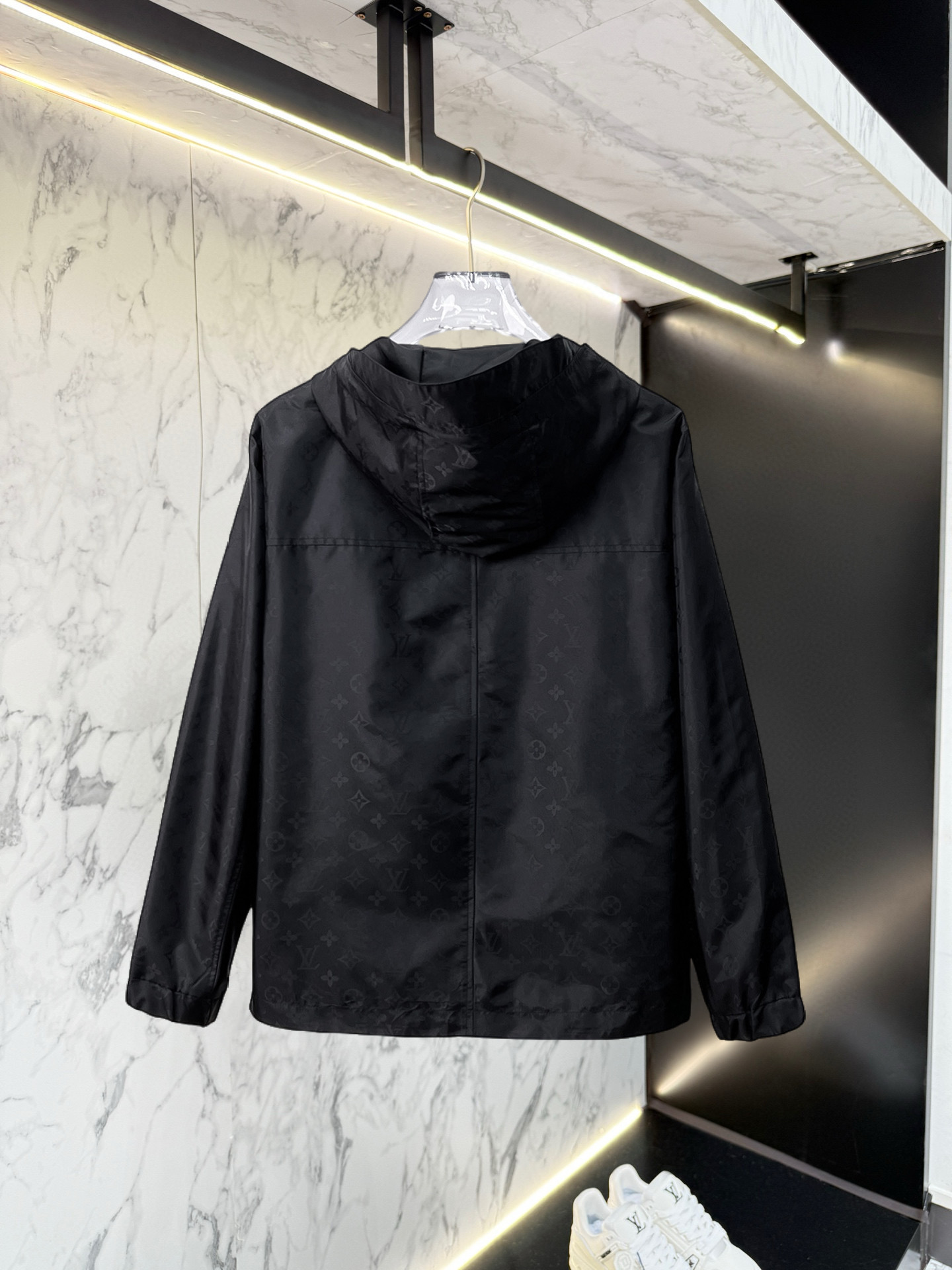 Alternative view of Louis Vuitton Jacket 03690