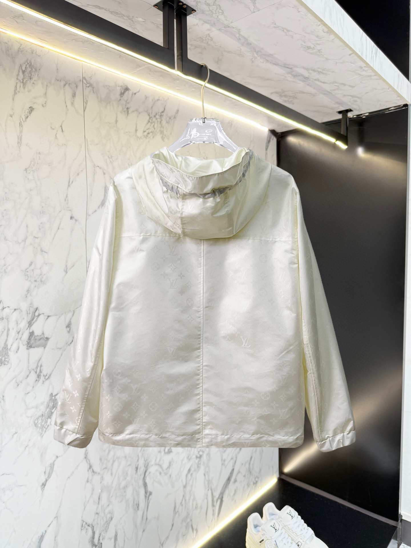 Alternative view of Louis Vuitton Jacket 03686