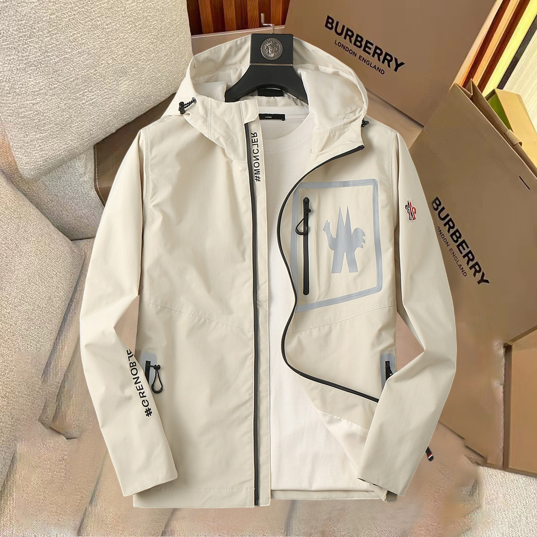 Moncler Jacket 09230