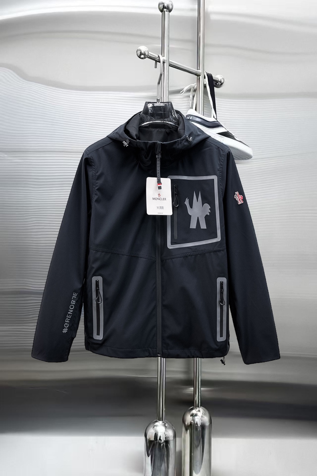 Moncler Jacket 07956