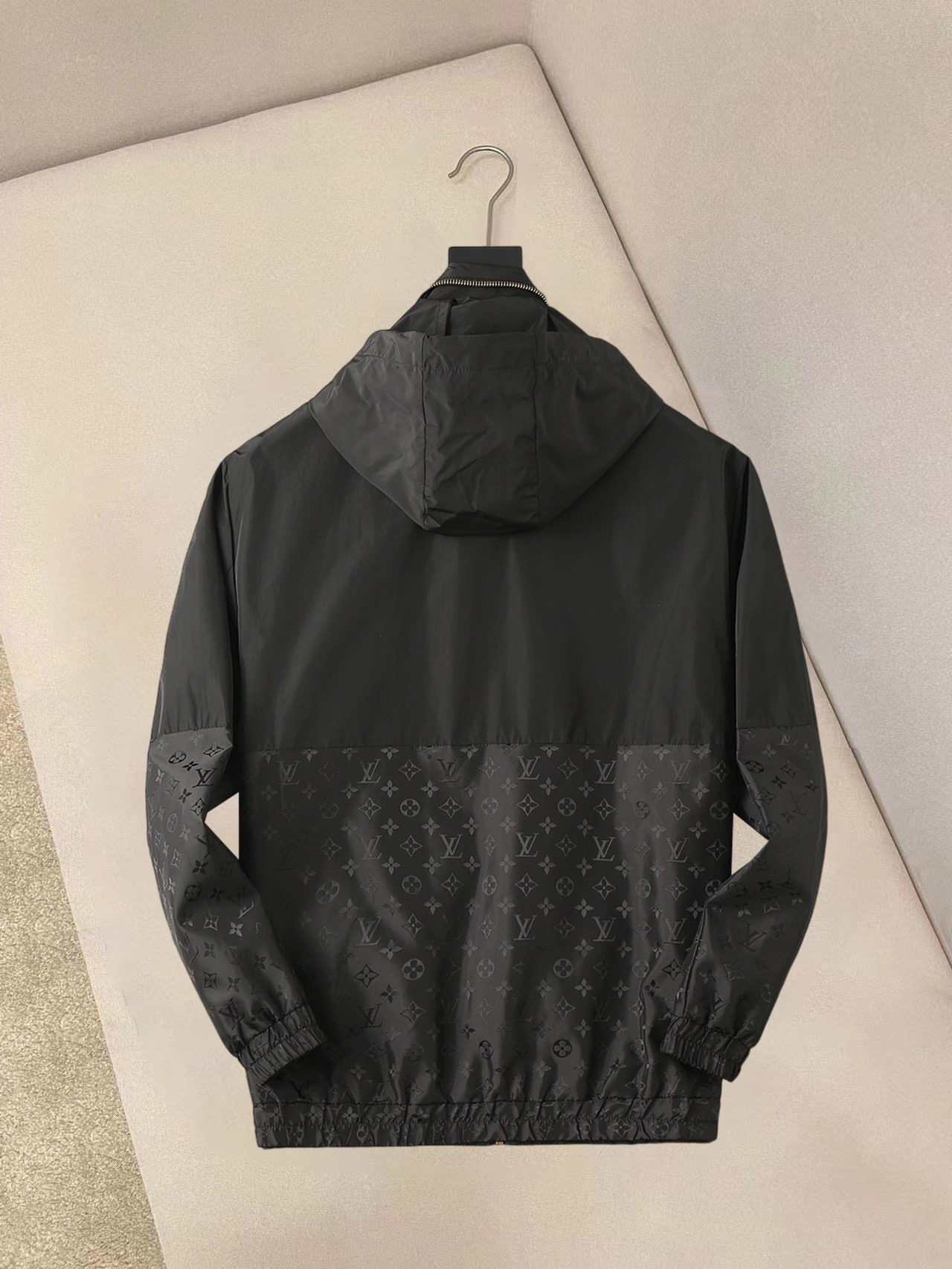 Alternative view of Louis Vuitton Jacket 01937