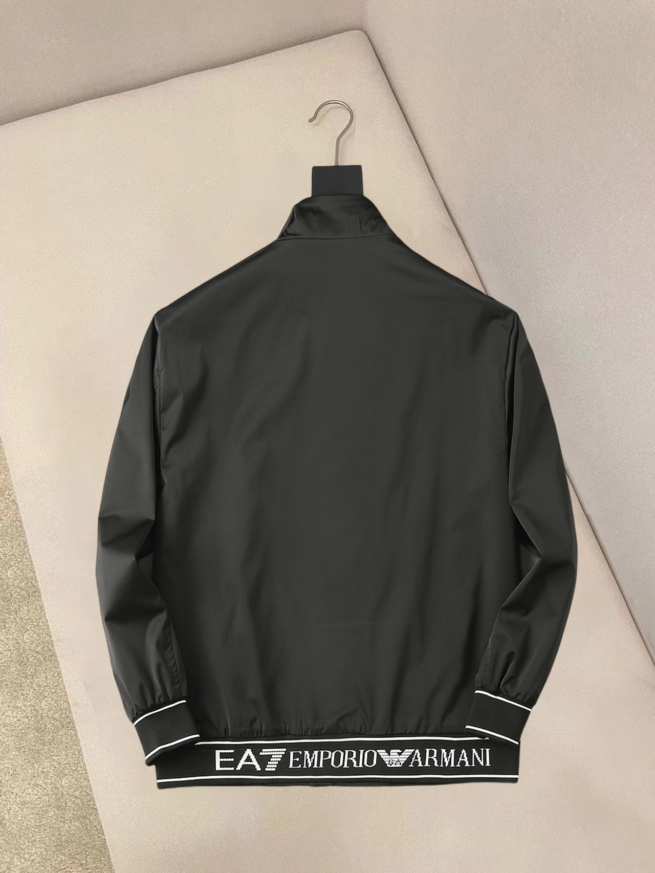 Alternative view of Jacket 02036