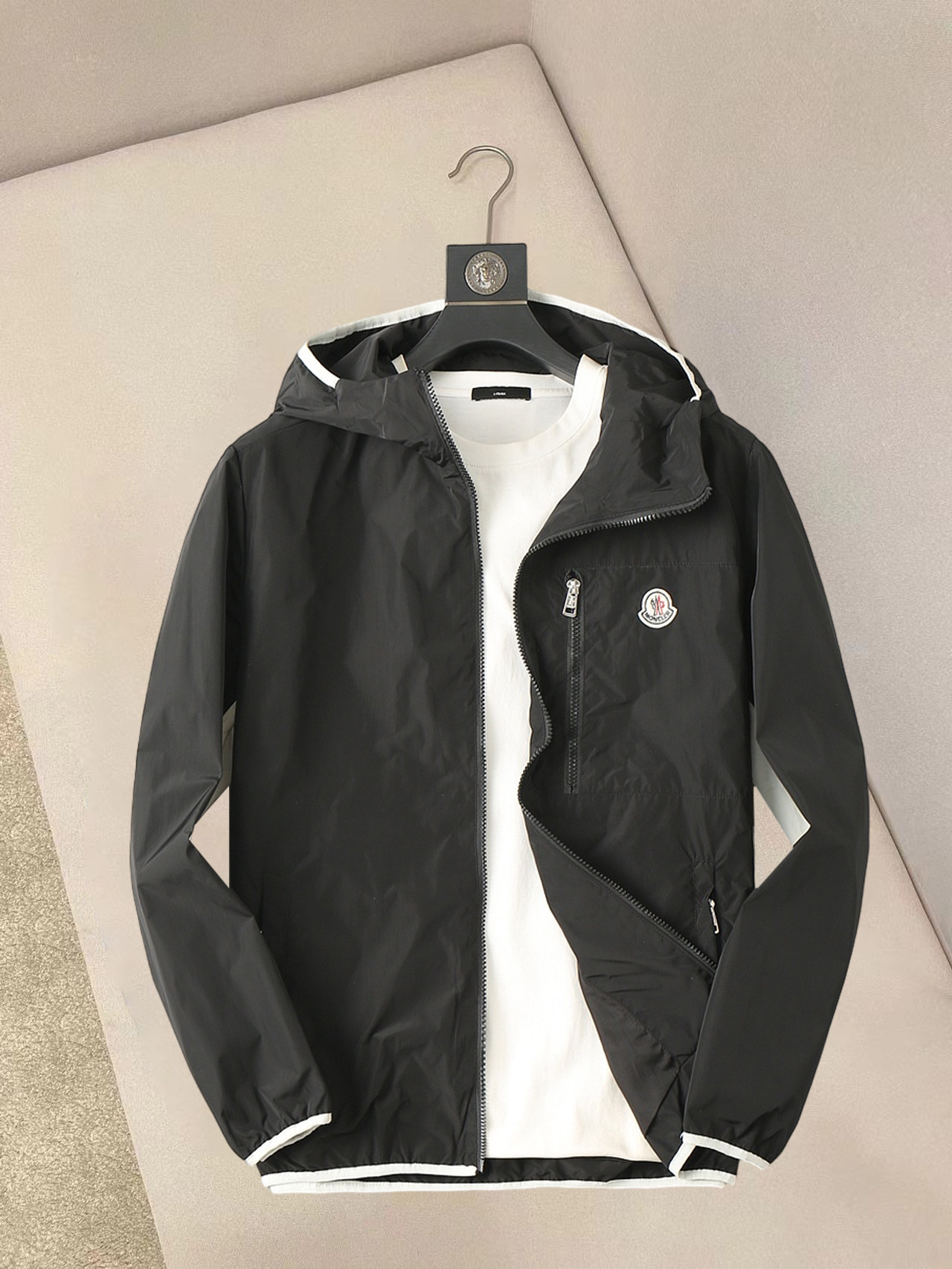 Moncler Jacket 01953