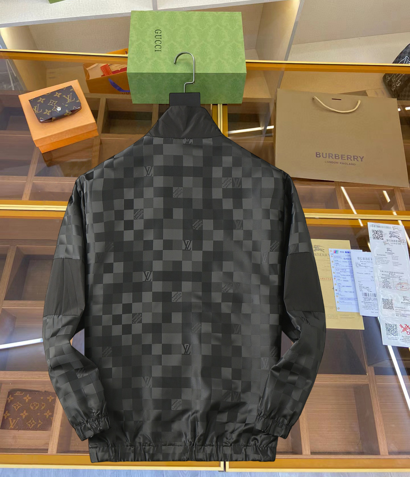 Alternative view of Louis Vuitton Jacket 00517