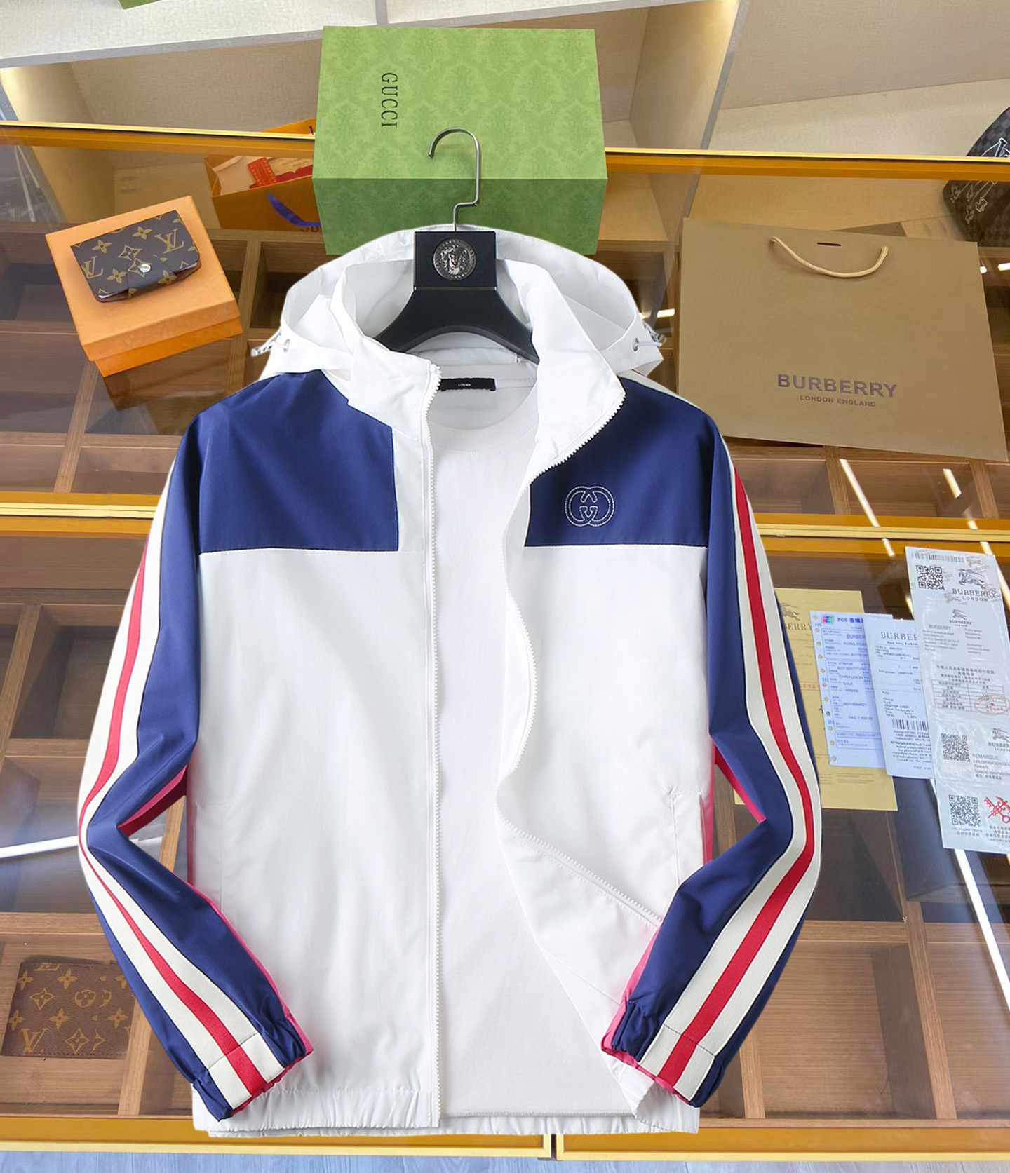 Alternative view of Jacket 00518