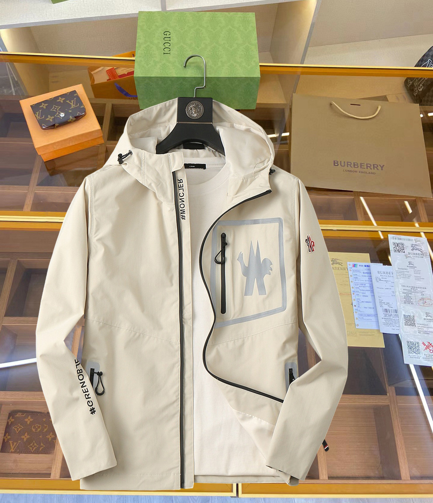 Moncler Jacket 00577