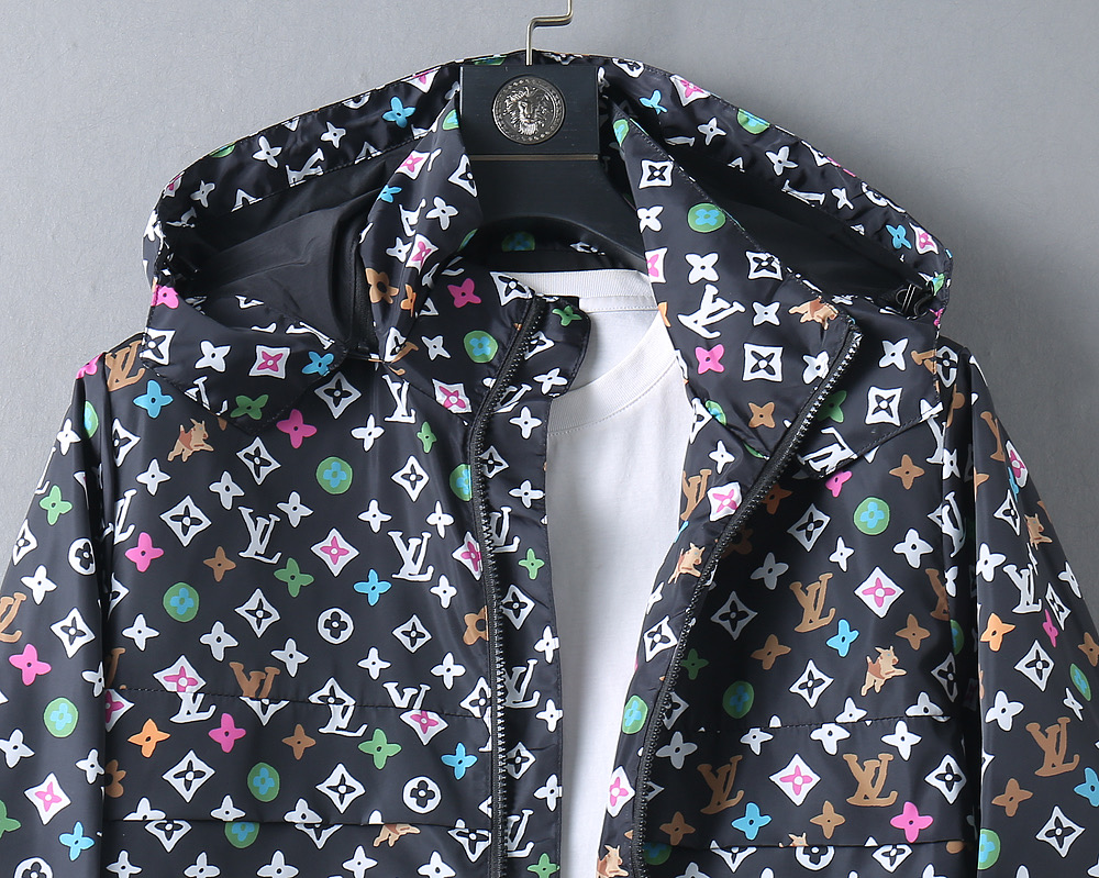 Alternative view of Louis Vuitton Jacket 05106