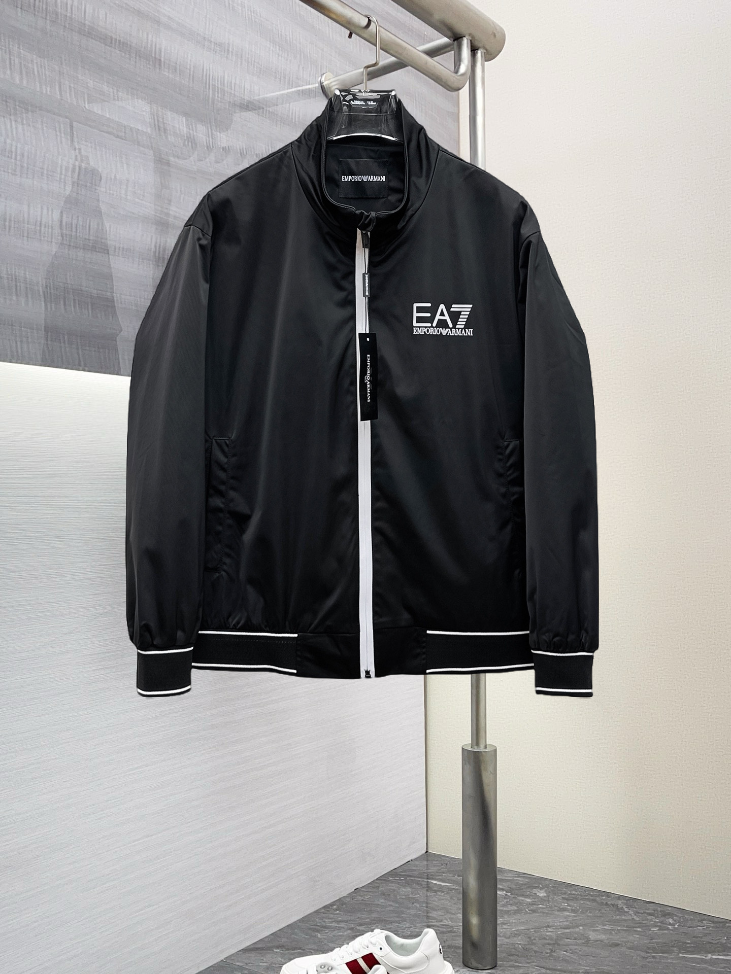 _dw99siuv5YctWxM1QunLQYBBgtWLrazXGspna1g