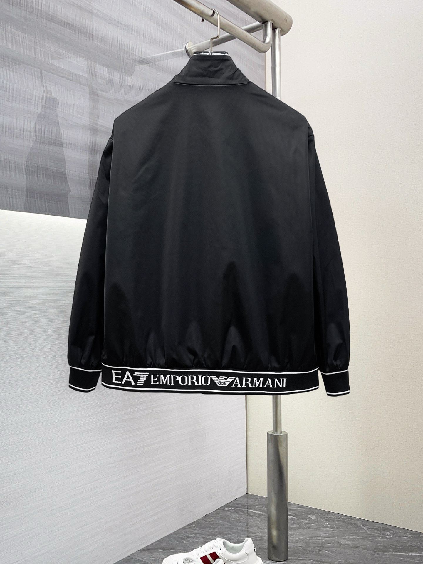 Alternative view of Jacket 09032