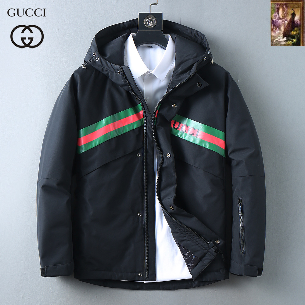 NO:599815,Gucci 2025 autumn and winter new down jacket. Original 1:1 customized hardware accessories, all imported and original customization. Welcome to compare at the counter. Absolutely high quality. Made of top-grade 95 down. Super soft. Full and fluffy. Super heavy fabric. Perfect workmanship. Pay attention to the fabric. Super comfortable. Exclusive model. Non-market goods. A1. Same size for men and women. M ~ XXXL,, down jacket, alexander wang19860909古奇 2025秋冬新款羽绒服 原版1:1订制五金配件全进口原版定制 欢迎专柜对比 绝对的高品质 采用顶级95绒 超柔软 充羽量蓬松饱满 超级重面料做工杠杠的版型完美 注意面料超舒服 独家款 非市场货 A1 男女同款尺码M ～XXXL,,down jacket,alexander wang,Men's clothing