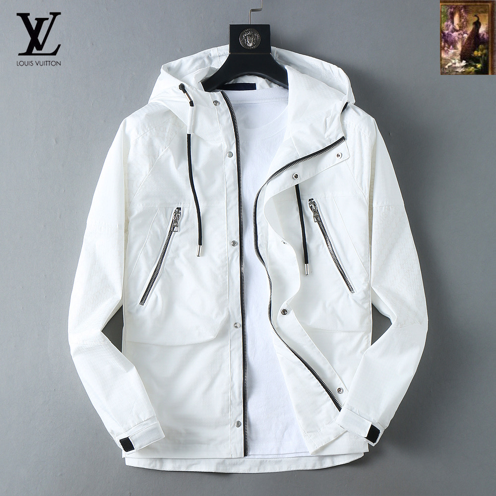 NO:599793,LV 2025 new autumn jacket, the new product on the show is in perfect condition, comfortable and warm, complete with three labels, full and attractive colors, very outstanding design, easily upgrades the fashion sense, extremely sophisticated and rigorous workmanship, neat and meticulous wiring!  A masterpiece from a famous designer!  The upper body does not look bloated and is super handsome!  Available sizes M ~ XXXL,,louis vuitton,jackets & coats,jackets & coats,alexander wang19860909LV 2025秋季新款夹克外套,秀场新品品相非常完美,舒适保暖,三标齐全色泽饱满诱人,非常出彩的设计,轻松将时髦感进阶,做工极为考究严谨,走线工整细致！大牌设计师巨作！上身不显臃肿、超级帅气！现货码数M ～ XXXL,,louis vuitton,jackets & coats,jackets & coats,alexander wang,Men's clothing