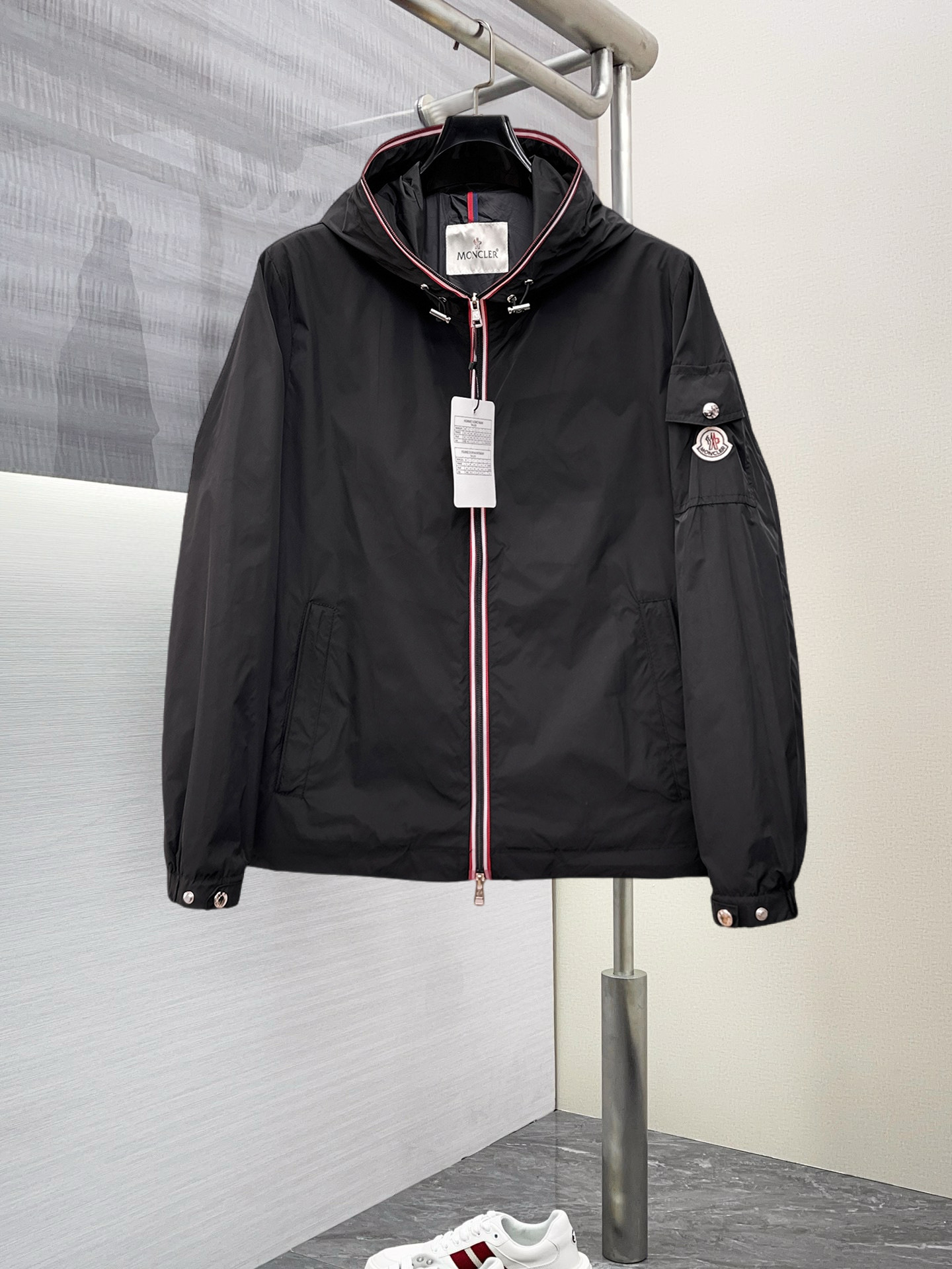 Moncler Jacket 08988