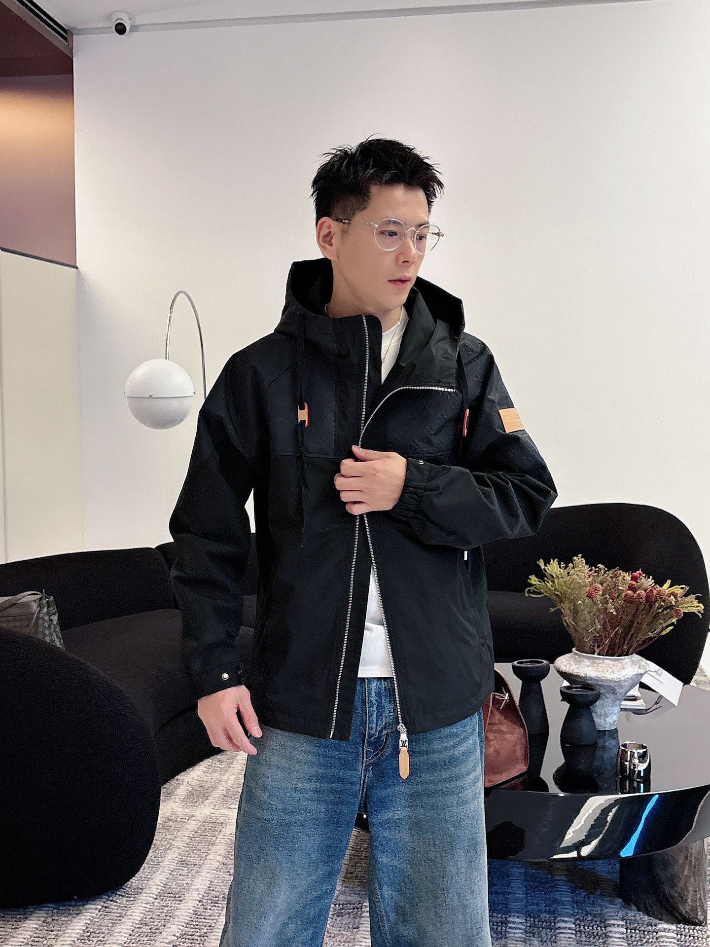 Alternative view of Louis Vuitton Jacket 02090