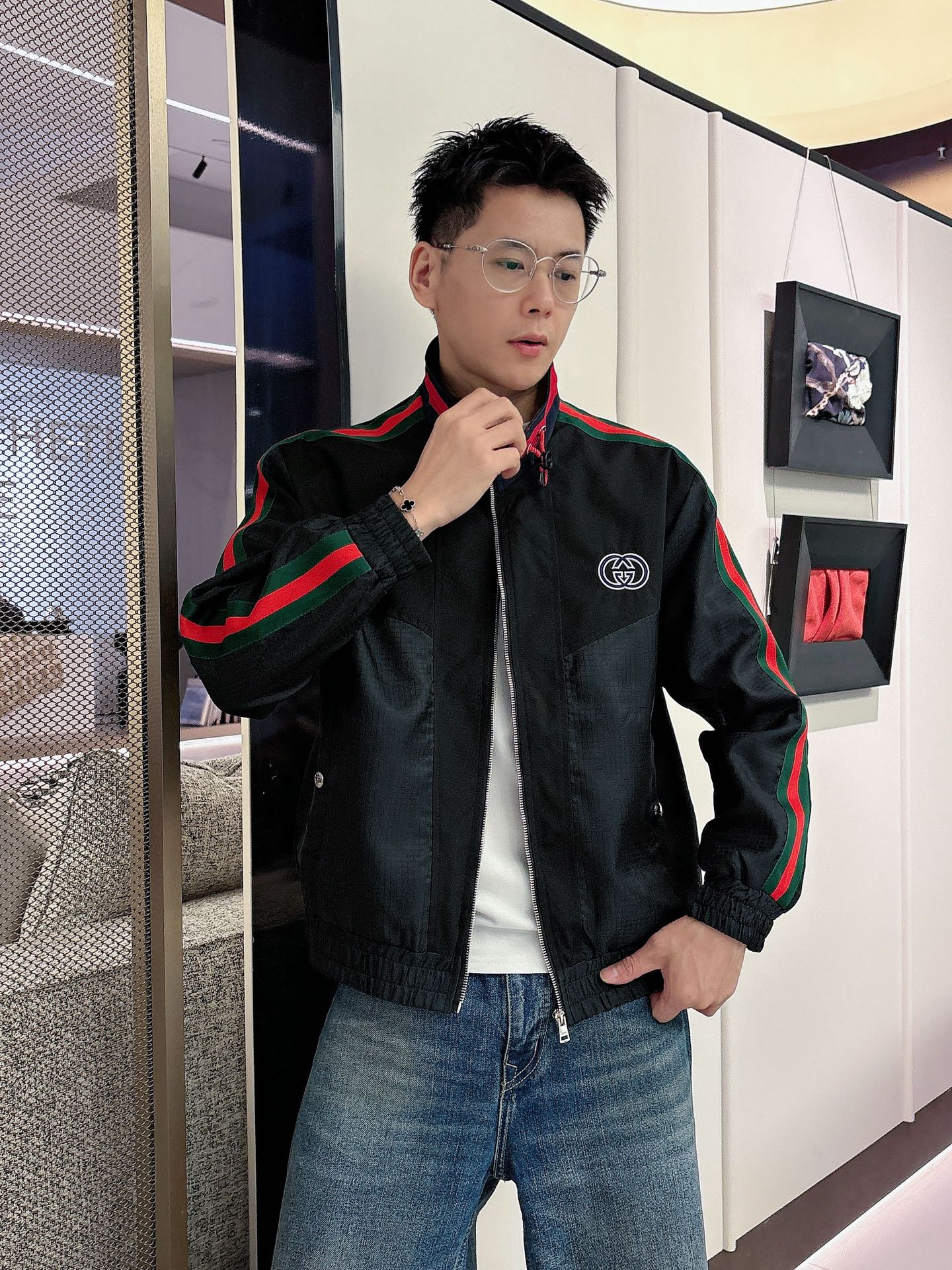 Alternative view of Jacket 02094