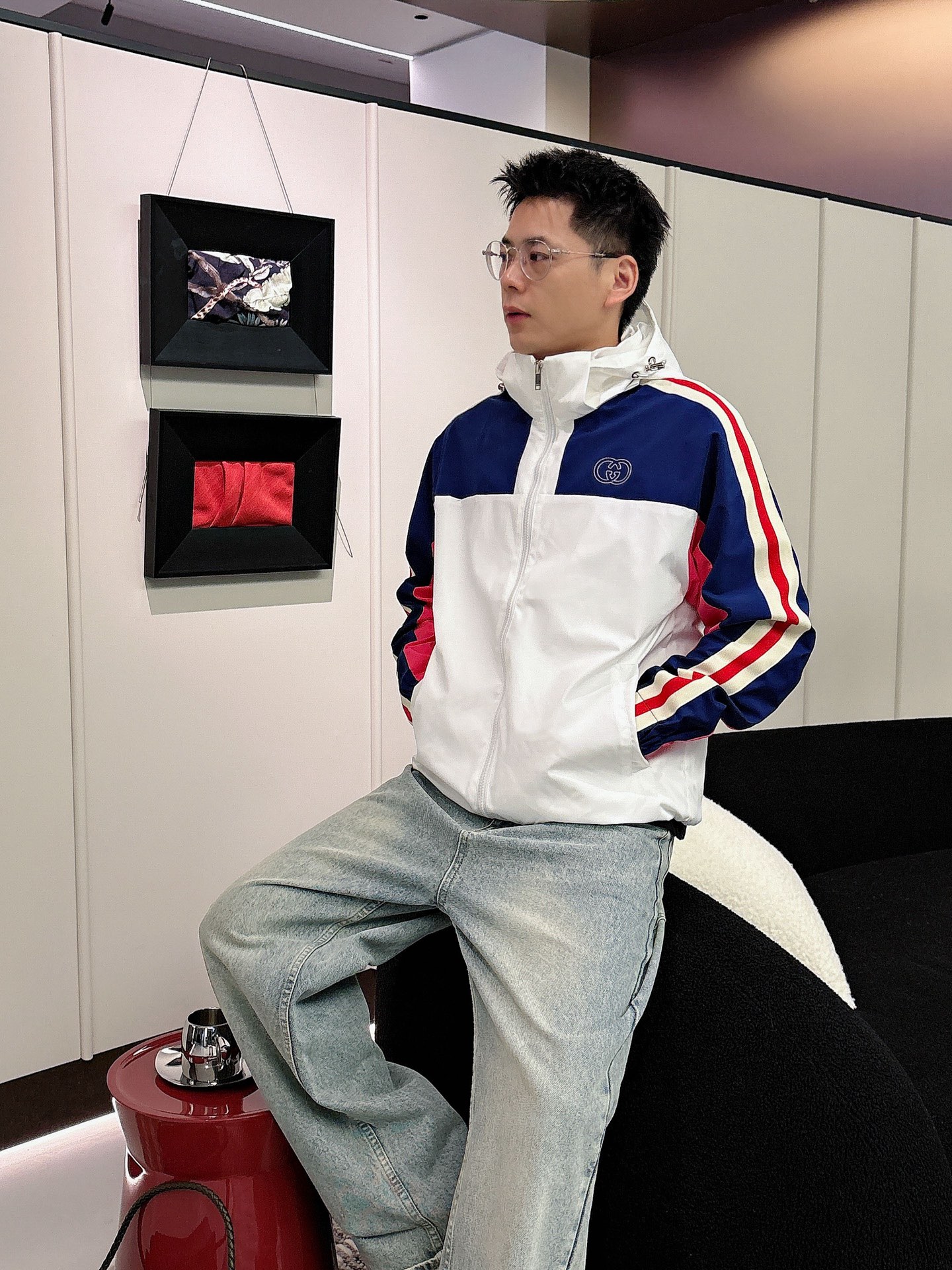Alternative view of Jacket 02118