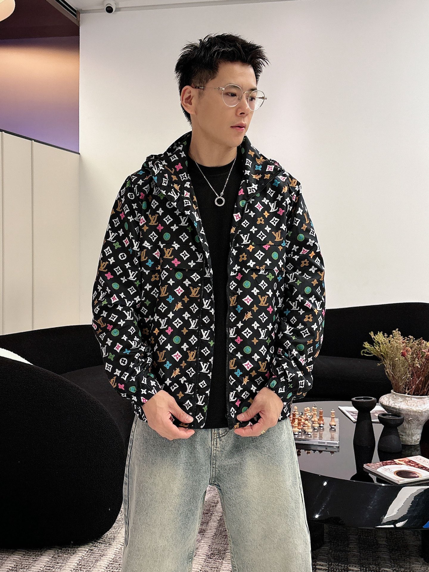 Alternative view of Louis Vuitton Jacket 02150