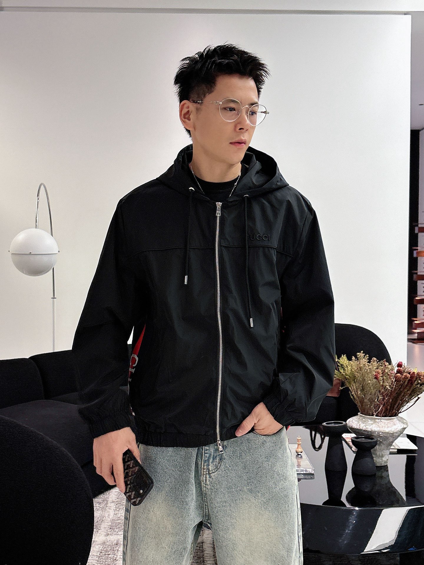 Alternative view of Jacket 02109