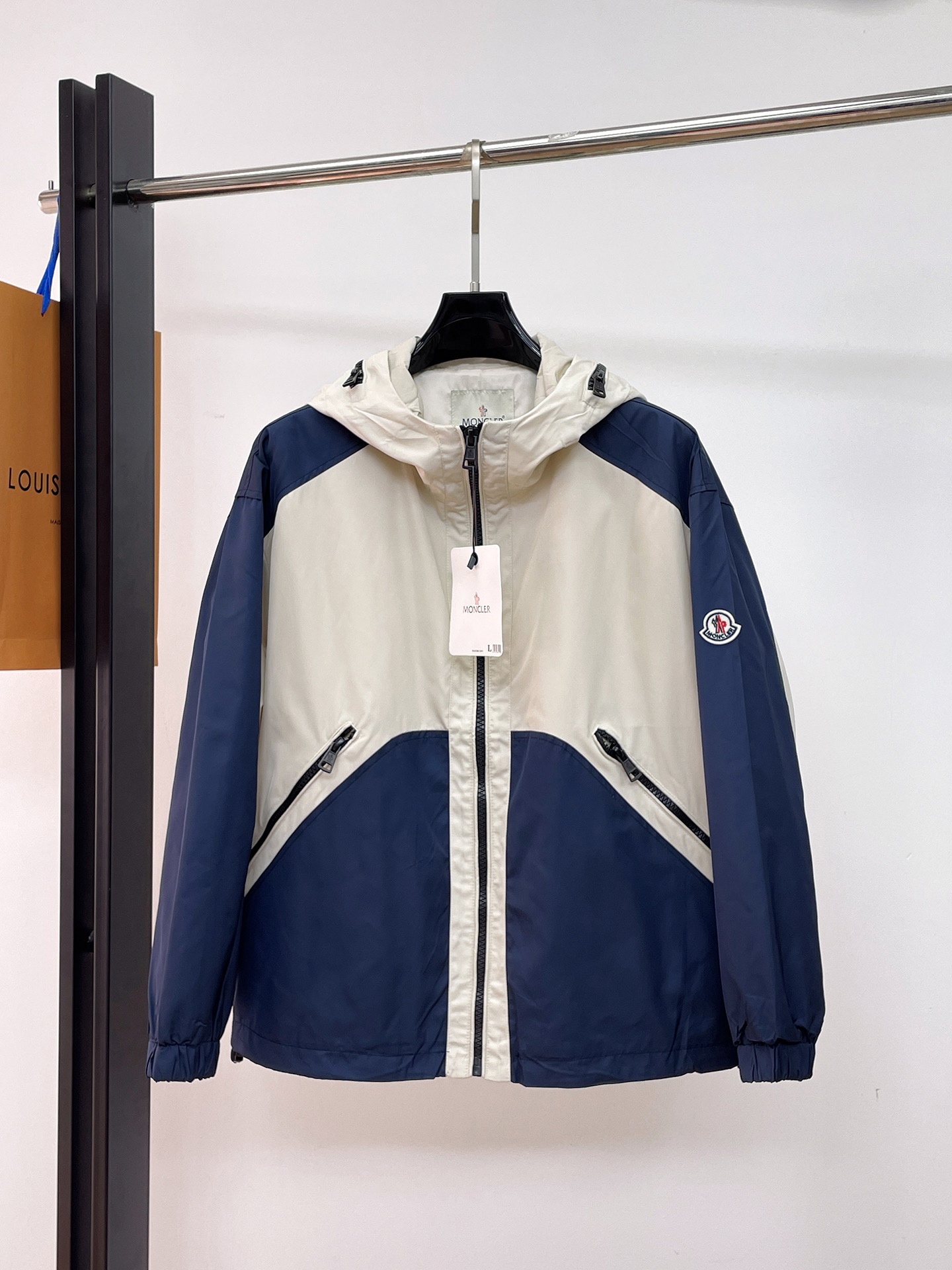 Moncler Jacket 06484