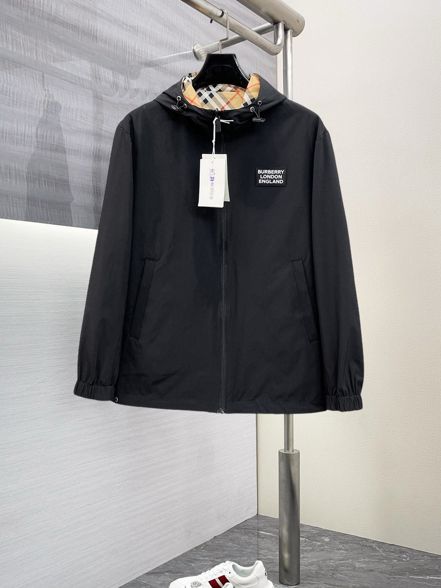 Alternative view of Burberry Jacket 08977