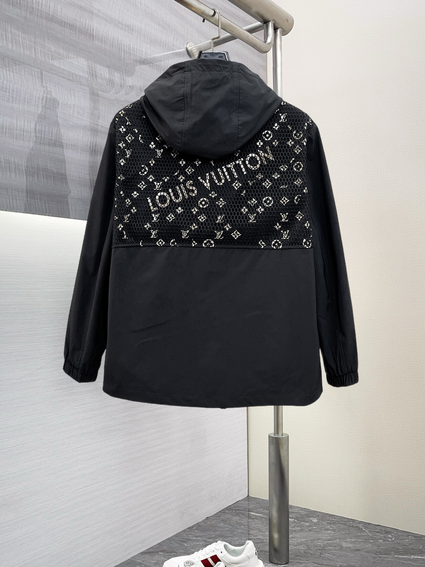 Alternative view of Louis Vuitton Jacket 08931