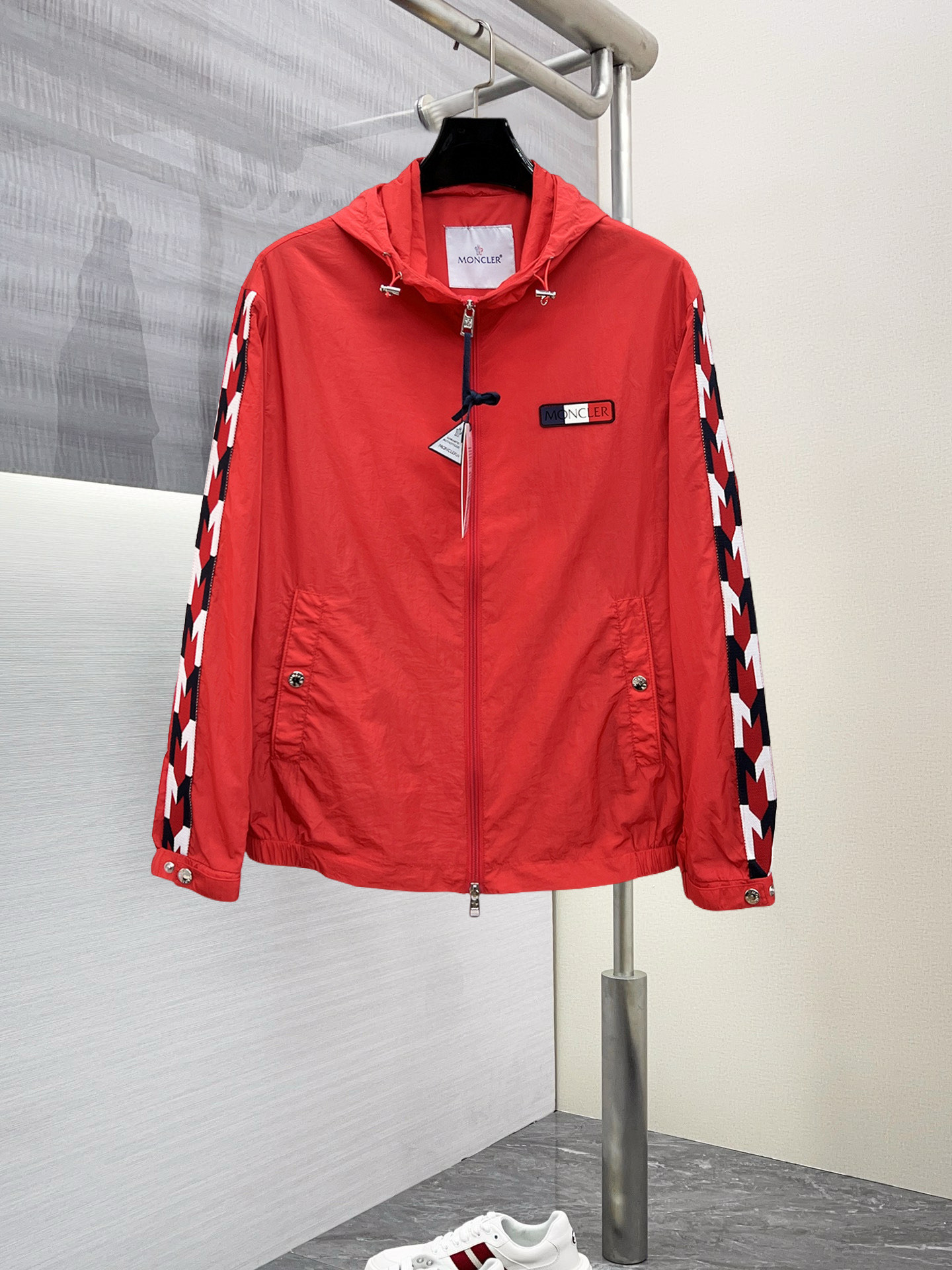 Moncler Jacket 08981