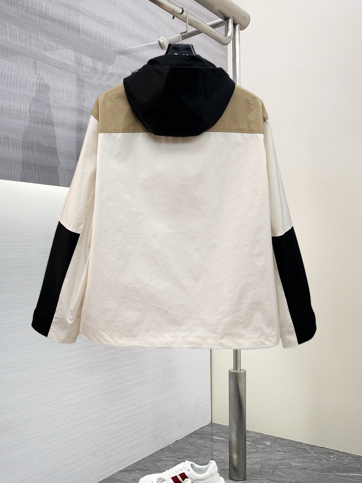 Alternative view of Jacket 08979