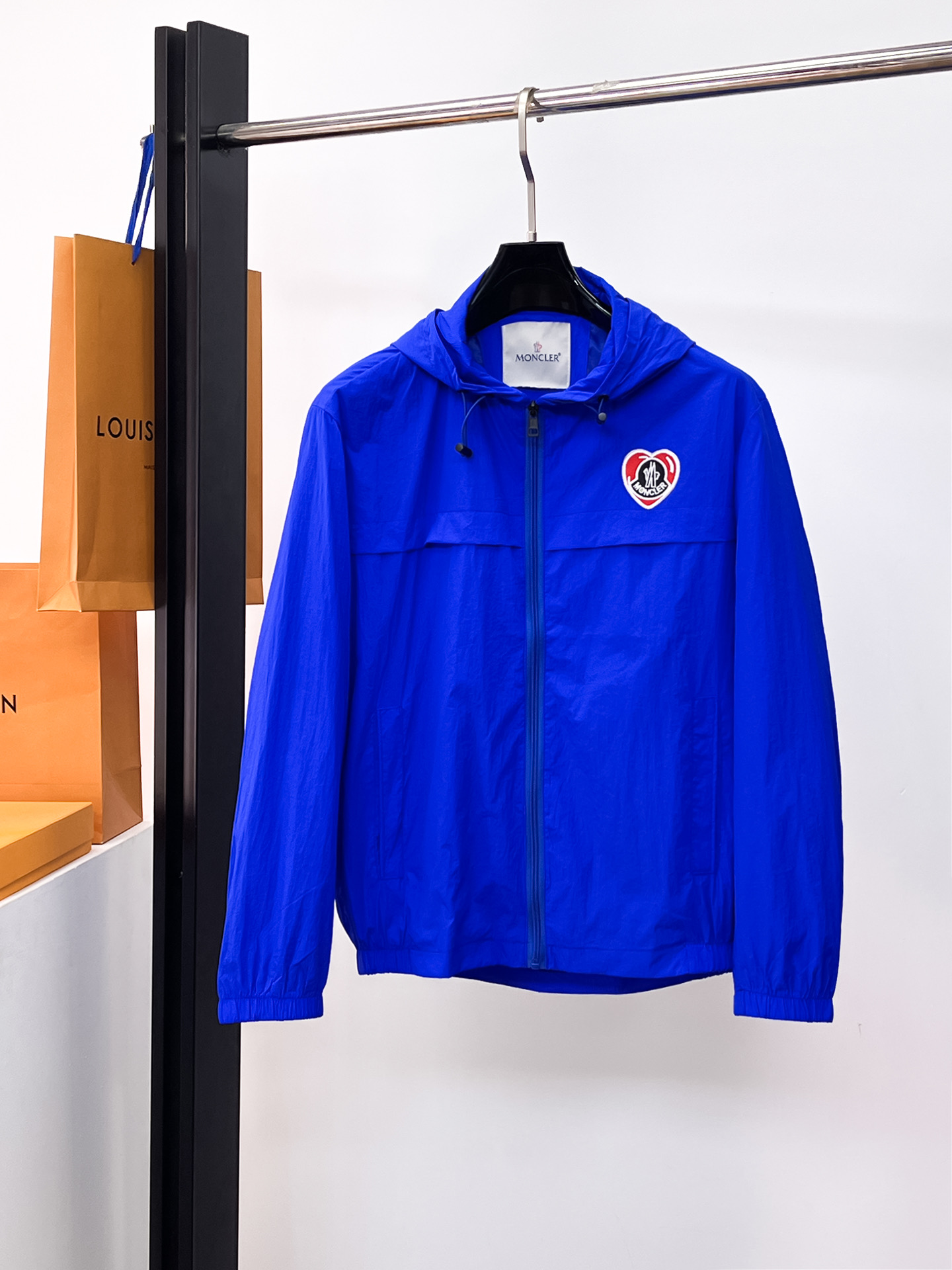 Moncler Jacket 06382