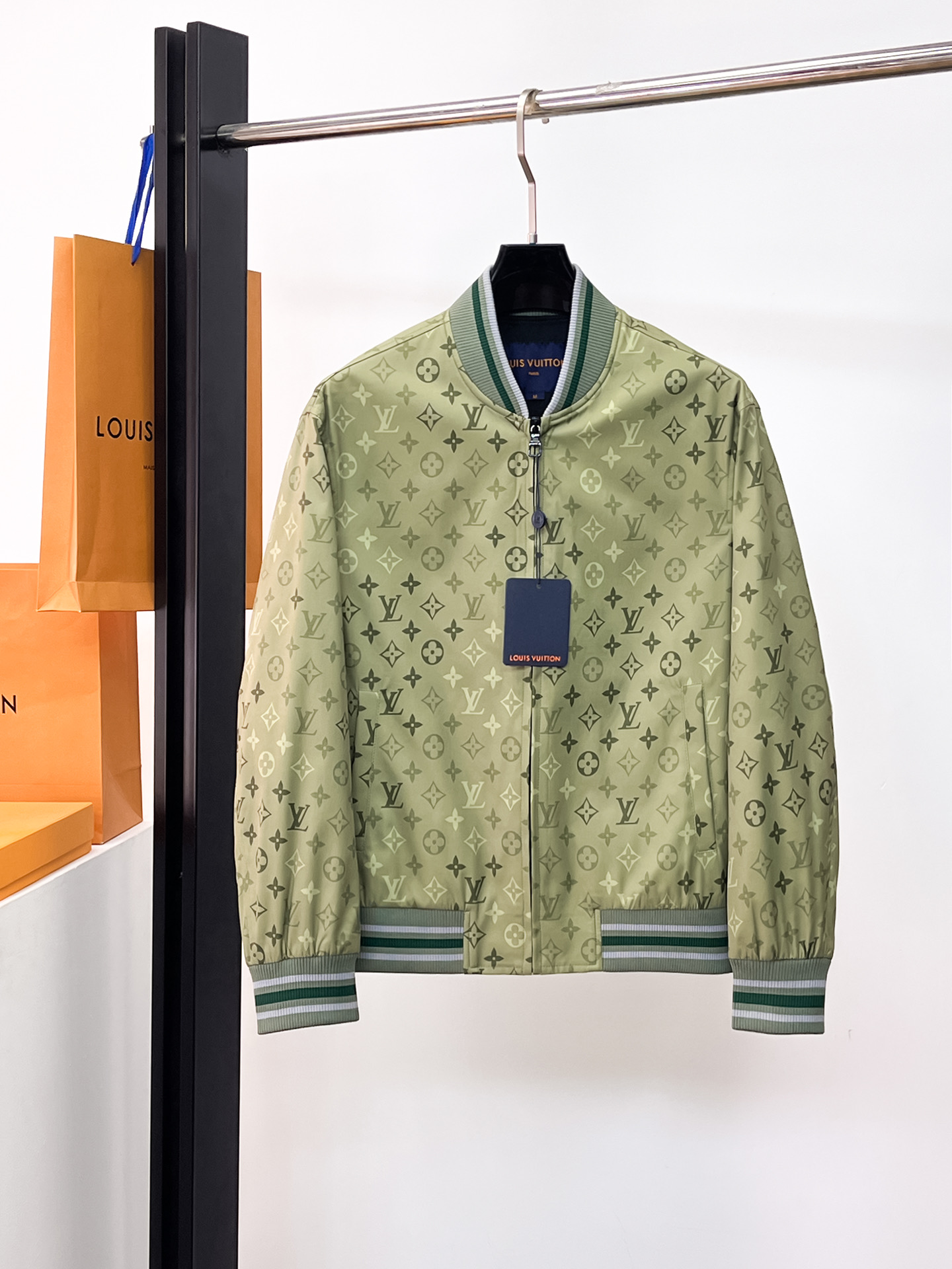 Louis Vuitton Jacket 06386