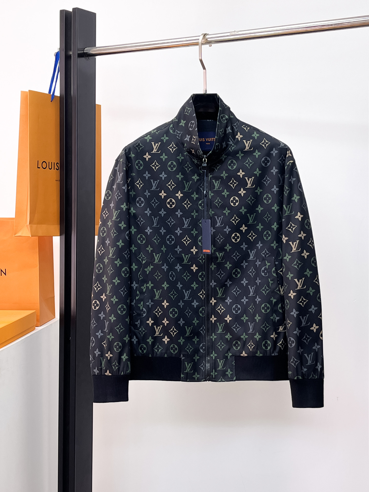 Louis Vuitton Jacket 06385