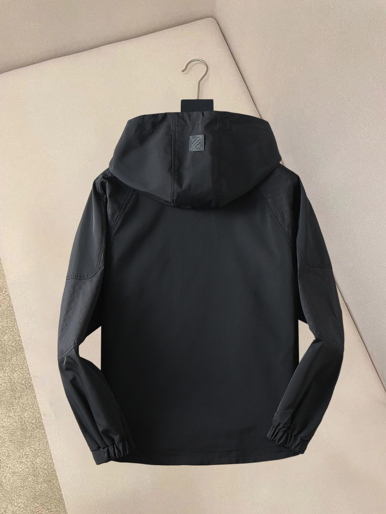 Alternative view of Louis Vuitton Jacket 01915