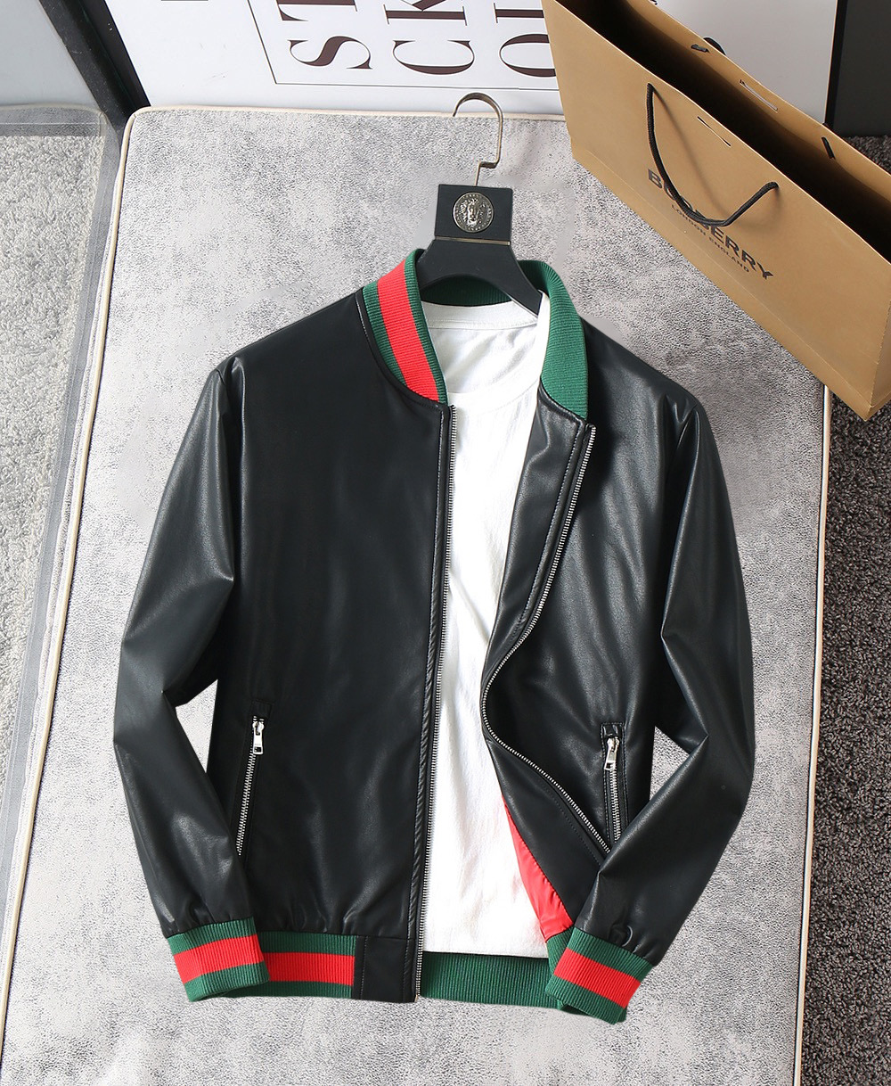 NO:762017,Same style as Gucci’s official website, available simultaneously!  2026 new spring men's leather jackets, high-end version with complete three-standard original order!  Custom-made fabrics at the counter are highly breathable and comfortable, with impeccable details and brand element design concepts, reflecting high quality. It feels delicate and soft!  It presents a casual cut and the upper body shape is awesome!  Size M～3XL, the maximum weight is 200 pounds, please state your height and weight when placing an order.,,jackets & coats,jackets & coats,leather jacket,19860909古奇 官网同款,同步发售！2026开春新款男士夹克皮衣外套,原单三标齐全高端版本！专柜定制面料 透气舒适度高,细节无可挑剔,品牌元素设计理念,体现高品质.手感细腻柔软！呈现休闲裁剪,上身版型超赞！码数M～3XL最大穿200斤,下单报身高体重.,,jackets & coats,jackets & coats,leather jacket,,Men's clothing