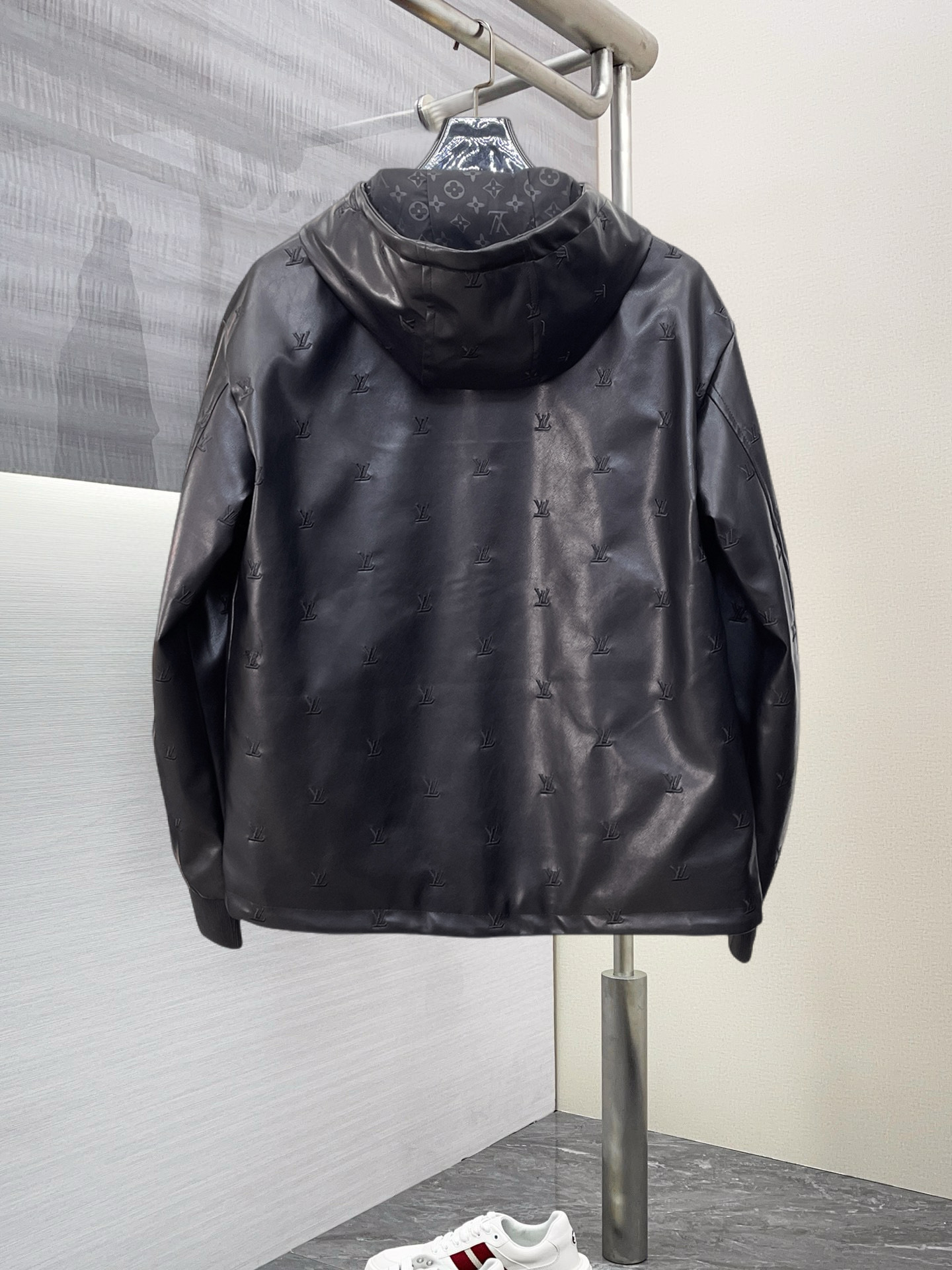 Alternative view of Louis Vuitton Leather Jacket 08967
