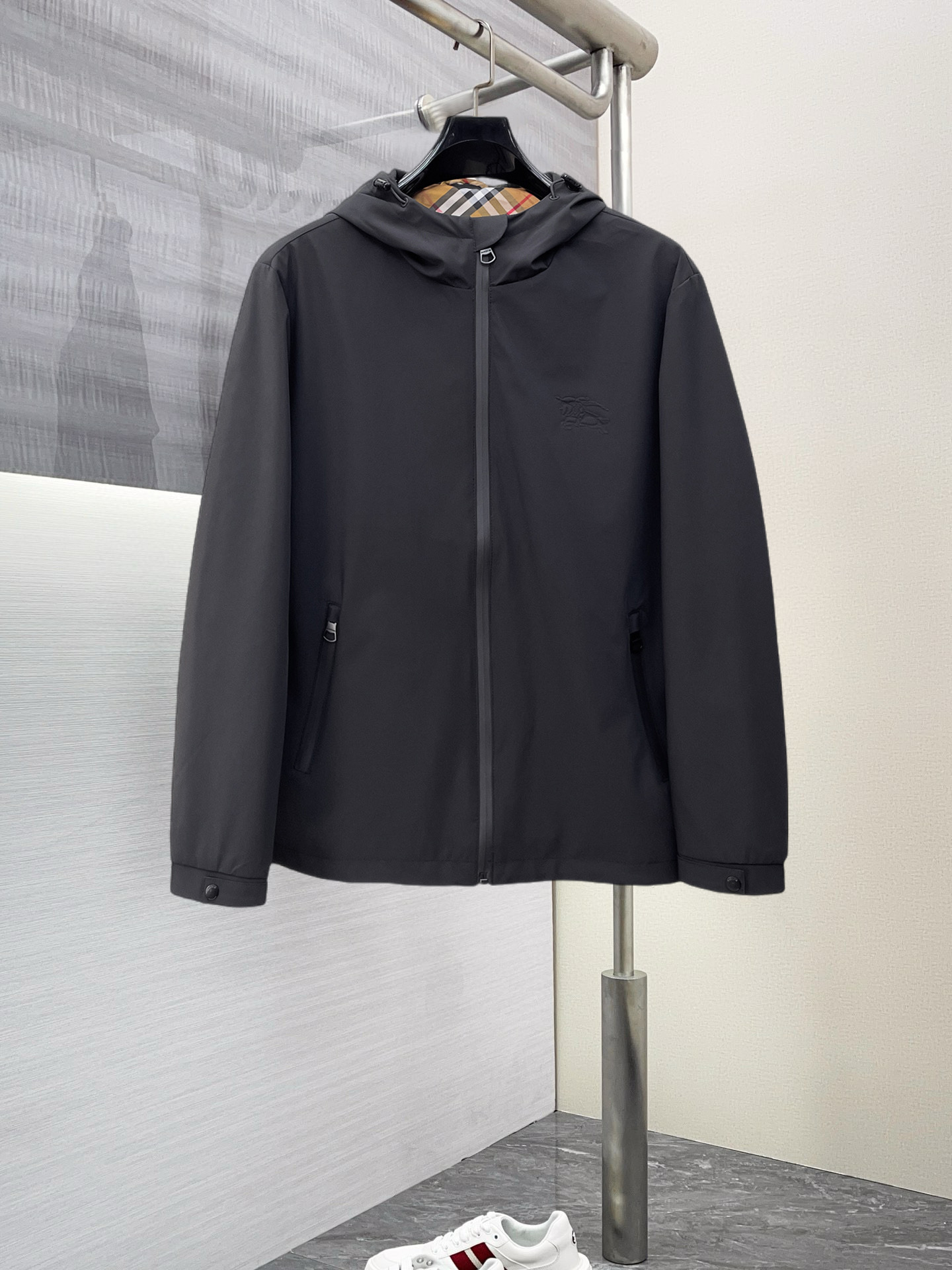 Burberry Jacket 08935