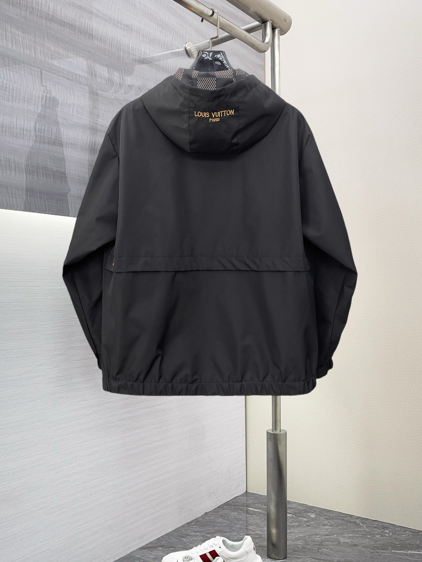 Alternative view of Louis Vuitton Jacket 08939