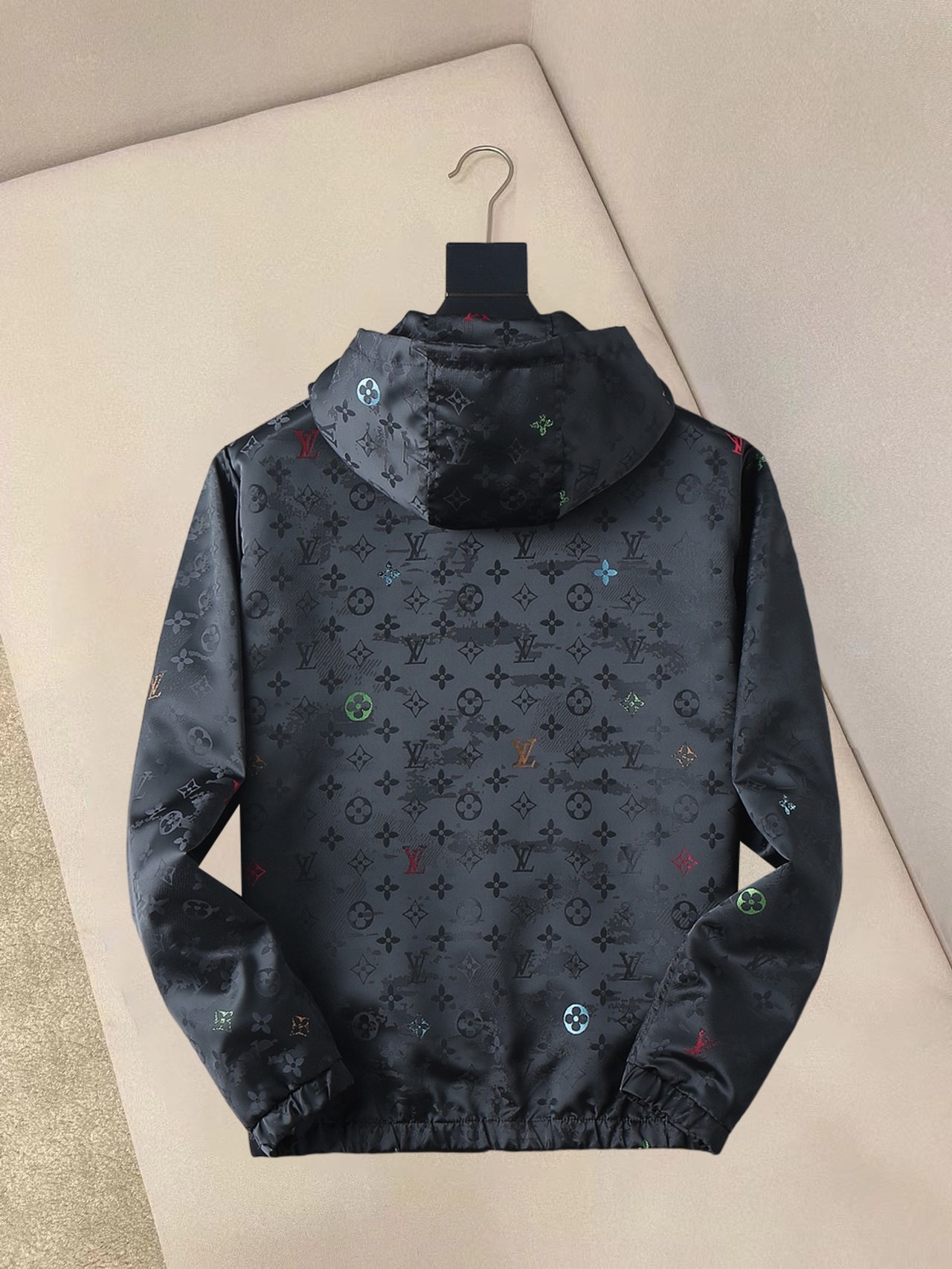 Alternative view of Louis Vuitton Jacket 01905