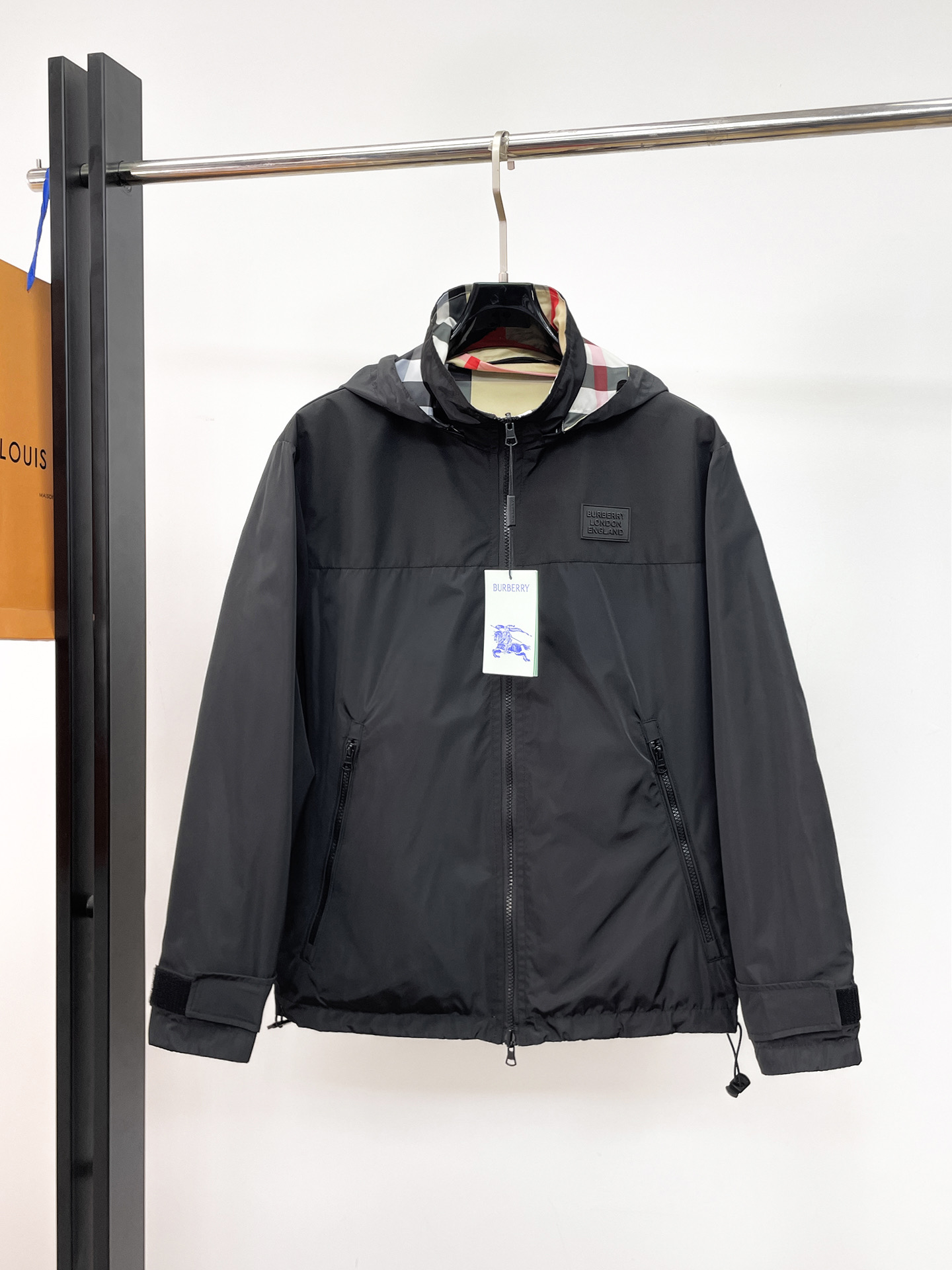 Burberry Jacket 06350