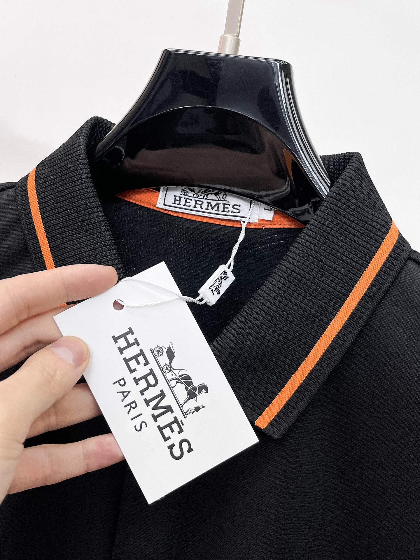 Hermès 爱马仕 高端商务 白领 单位人士必入单品 无痕压胶冰丝休闲商务短袖Polo 科技面料