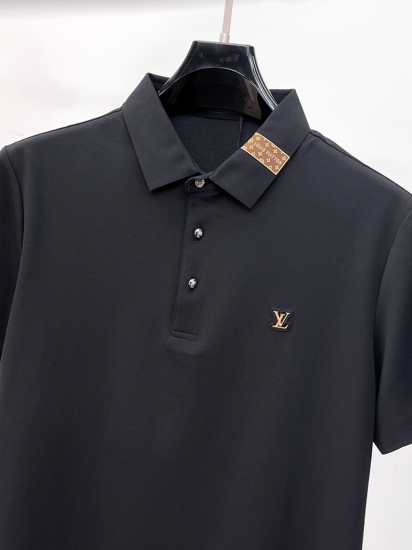 Louis Vuitton LV 高端商务 白领 单位人士必入单品 无痕压胶冰丝休闲商务短袖Polo 科技面料