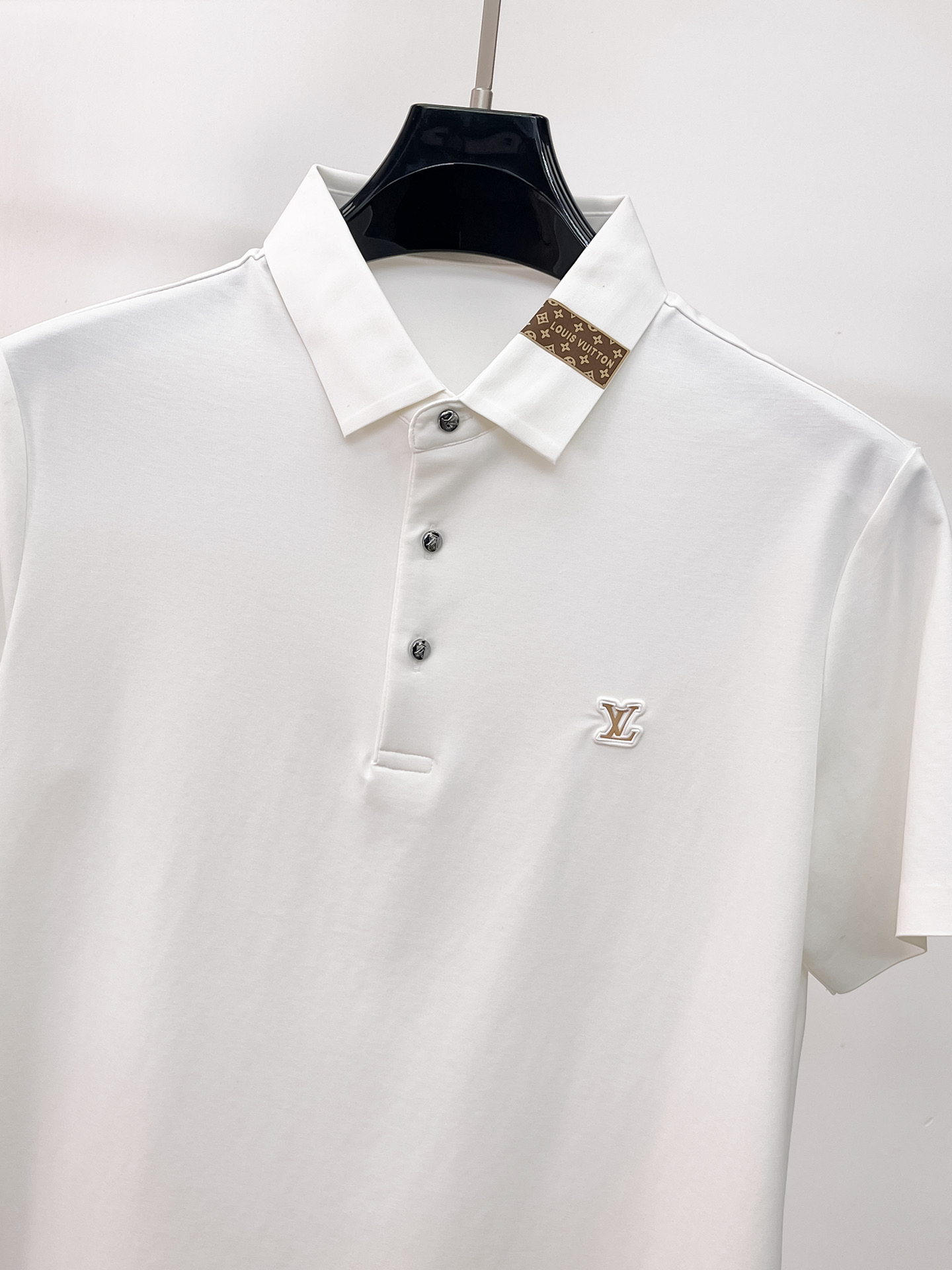 Louis Vuitton LV 高端商务 白领 单位人士必入单品 无痕压胶冰丝休闲商务短袖Polo 科技面料