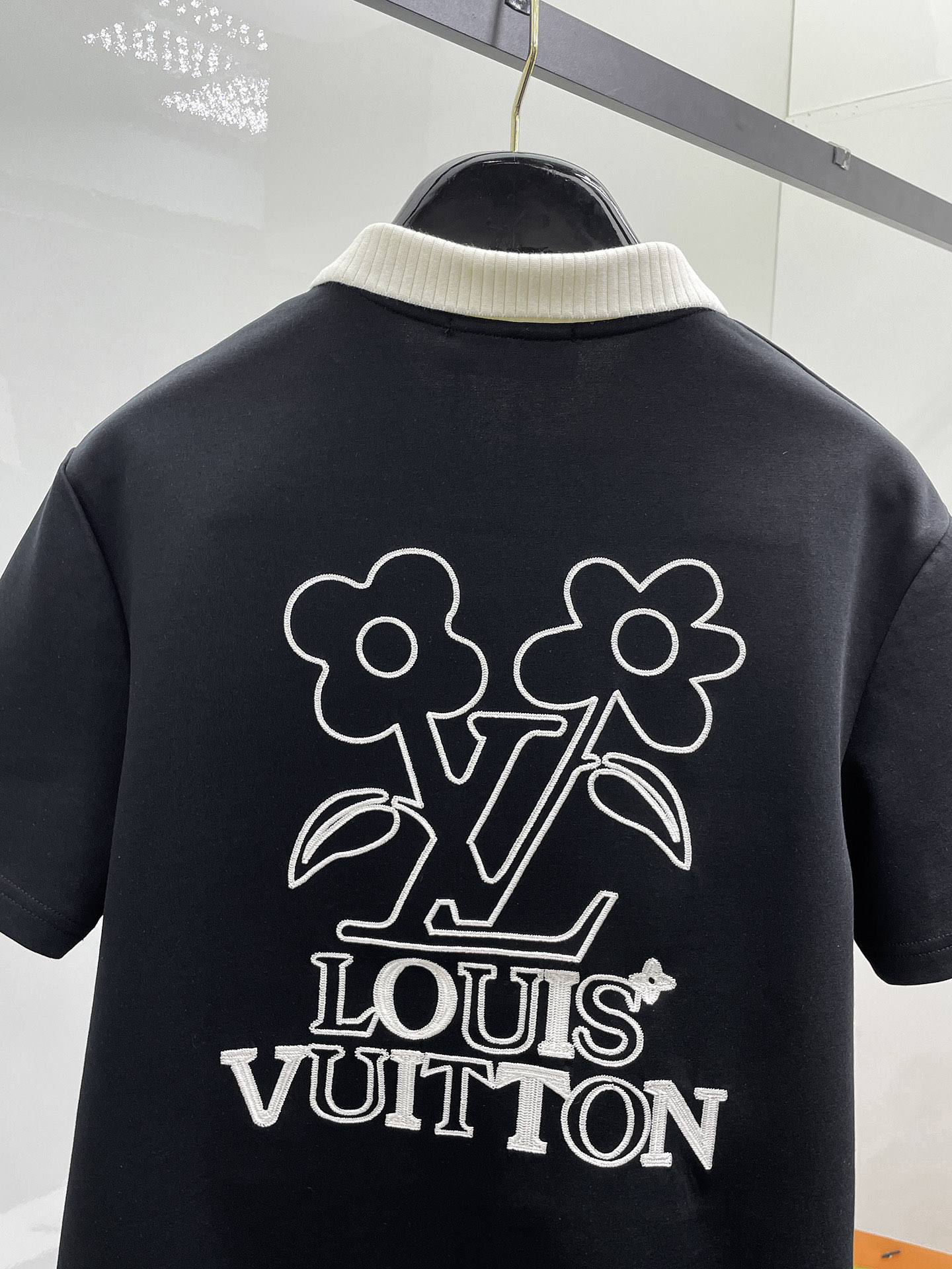 Louis Vuitton LV 2026ss夏季新款字母logo男士翻领Polo衫 商务男款 高端男装的天花板级别的商务男款 简约 不失优雅