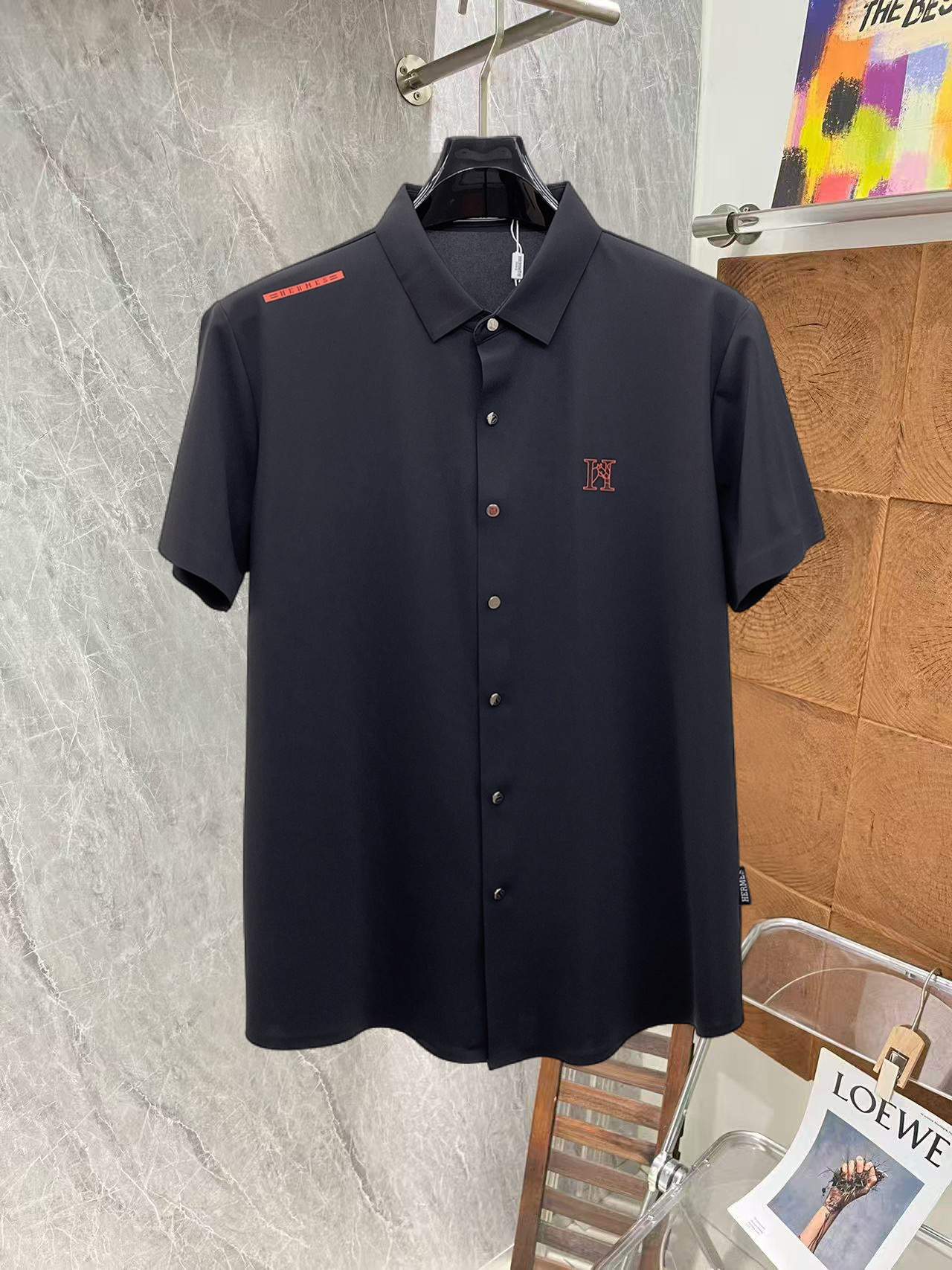 Hermès 爱马仕 高端商务 白领 单位人士必入单品 无痕压胶冰丝休闲商务短袖衬衫 科技面料
