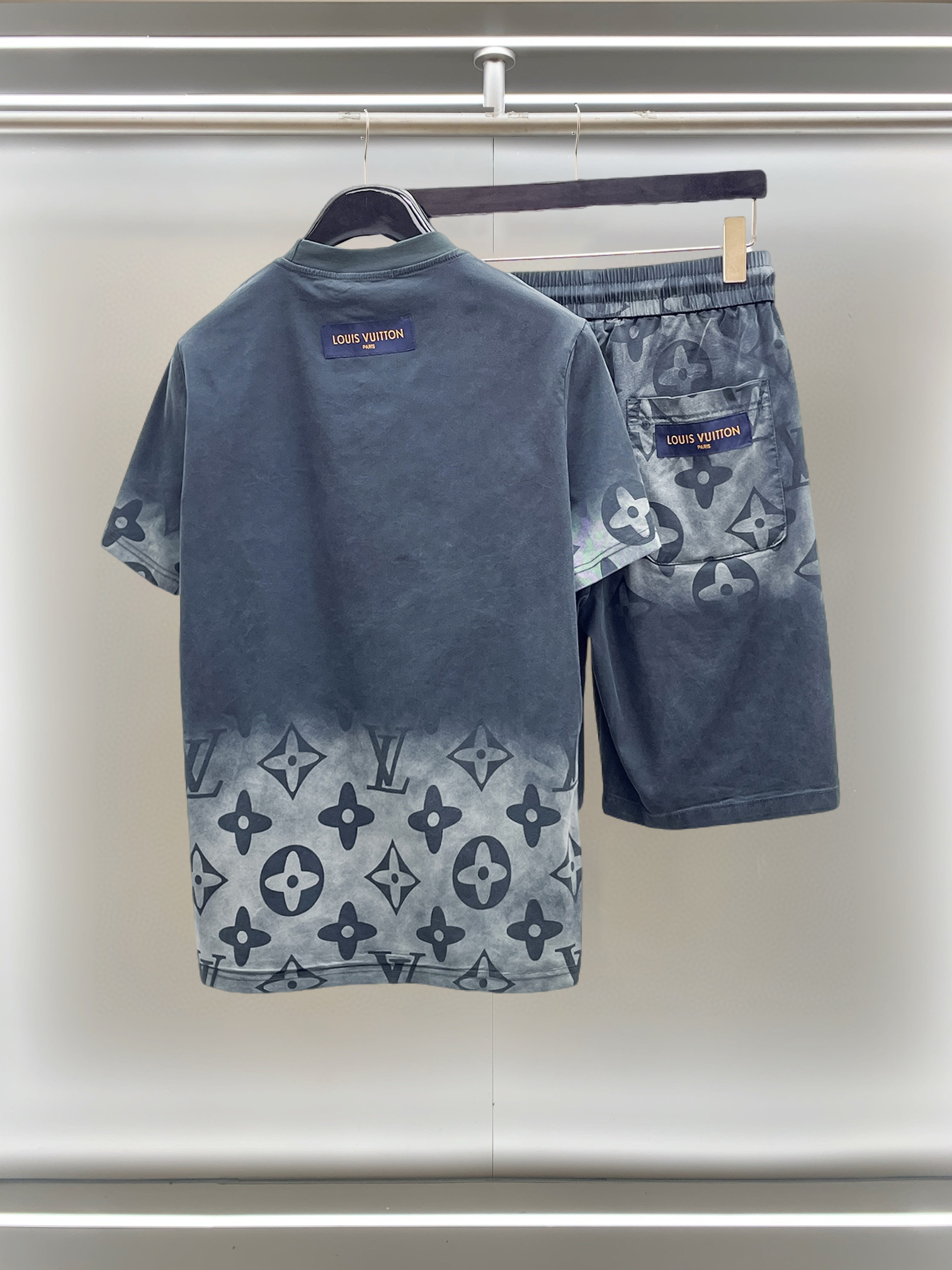 Alternative view of Louis Vuitton T-Shirt 07403